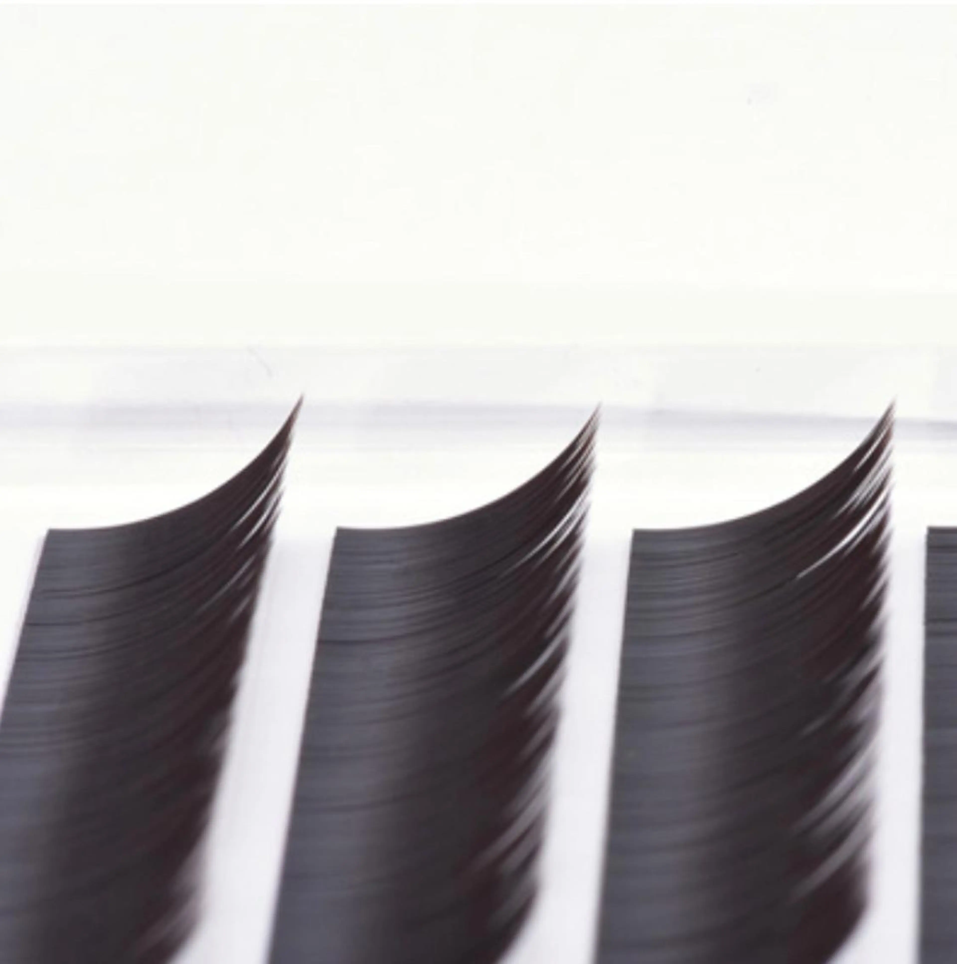 マツエク・マツパ 西村 未羽/ﾏﾂｴｸ /網紅/ﾊﾟﾘのマツエク・マツパデザイン