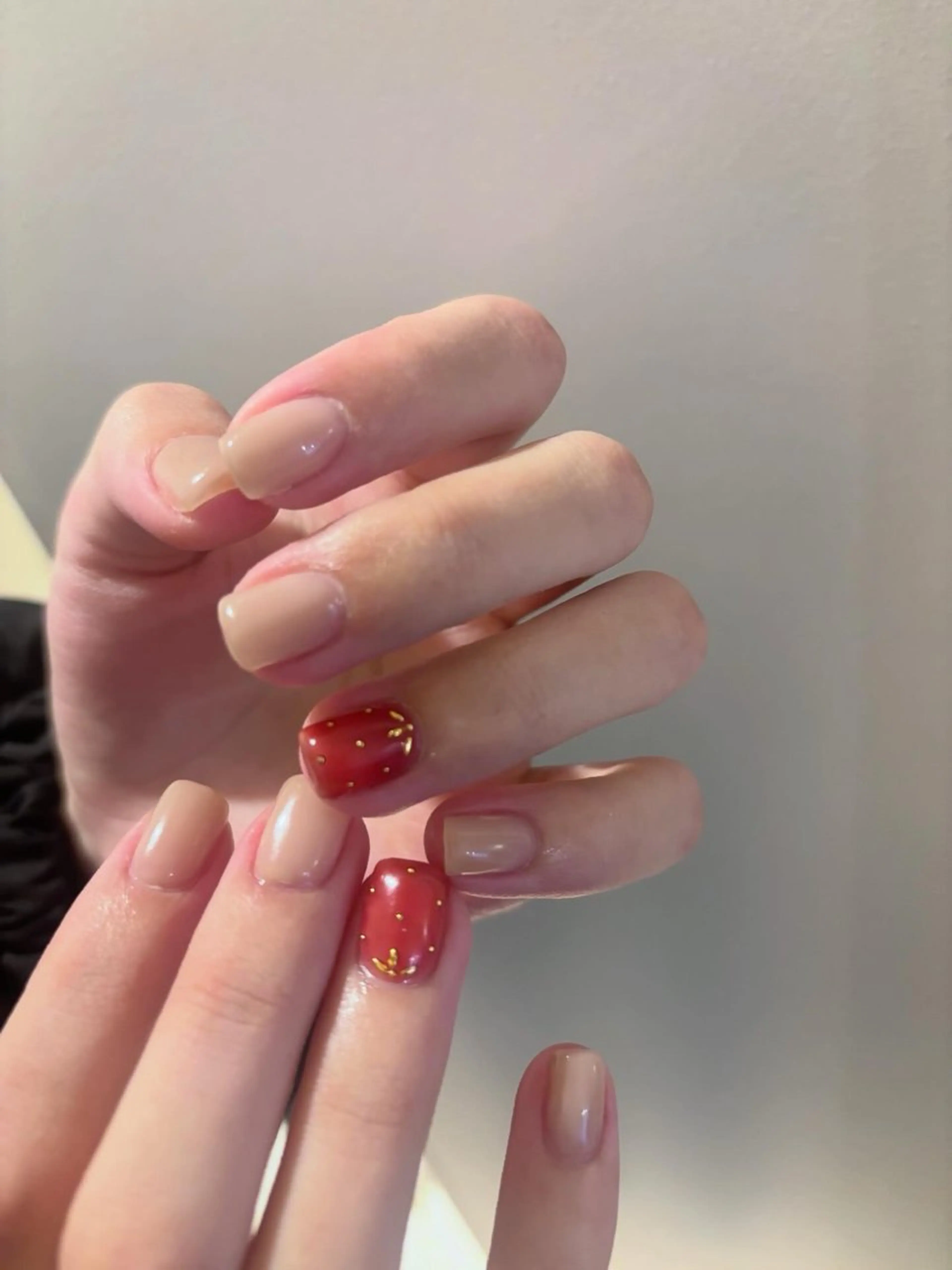 ネイル ゴールド 冬ネイル クリスマス ハンドネイル Elio 国泰寺のネイルデザイン