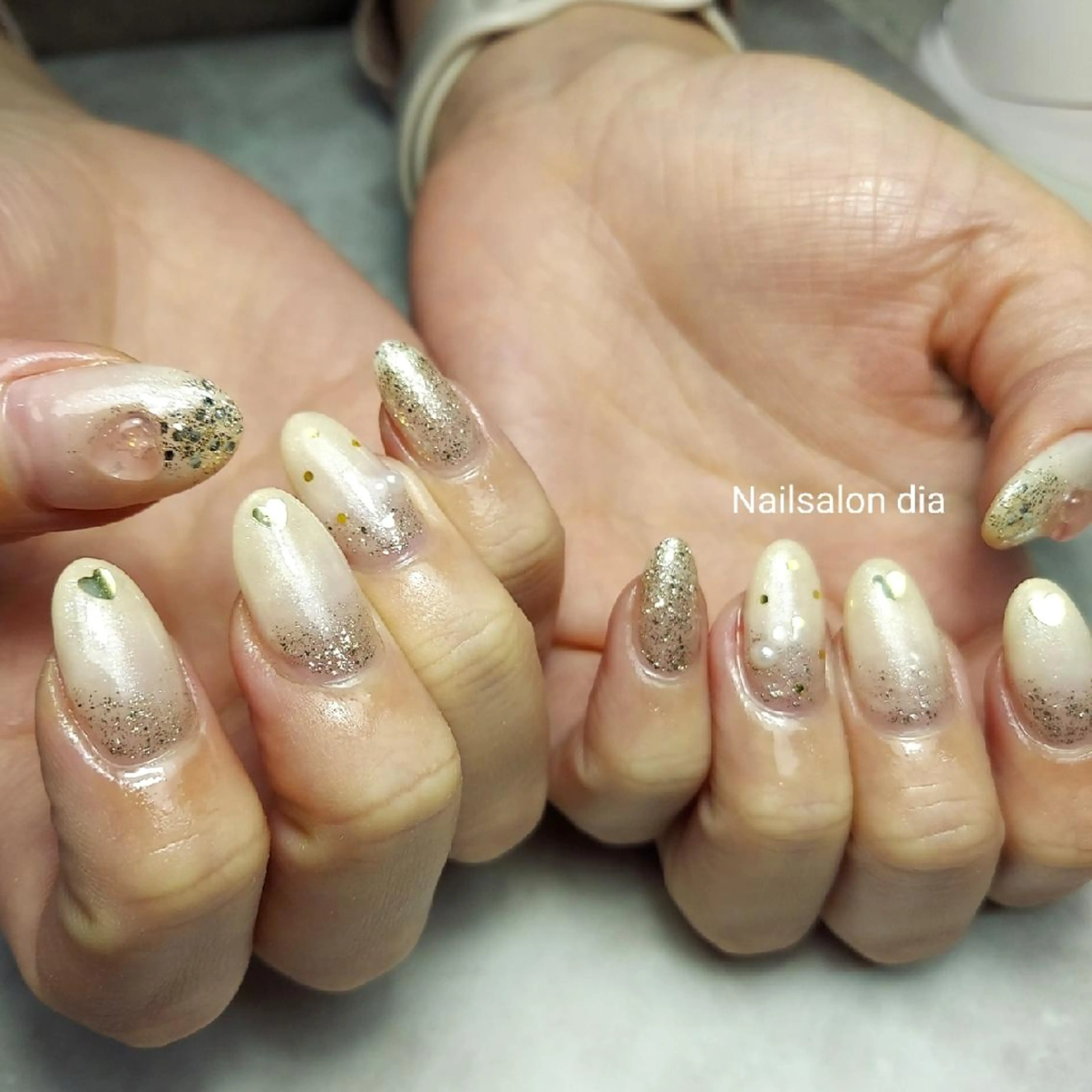 ネイル チークネイル フラワーネイル キラキラネイル マグネットネイル ミラーネイル ハンドネイル 栗東駅 徒歩10分 ネイルサロン ディアのネイルデザイン