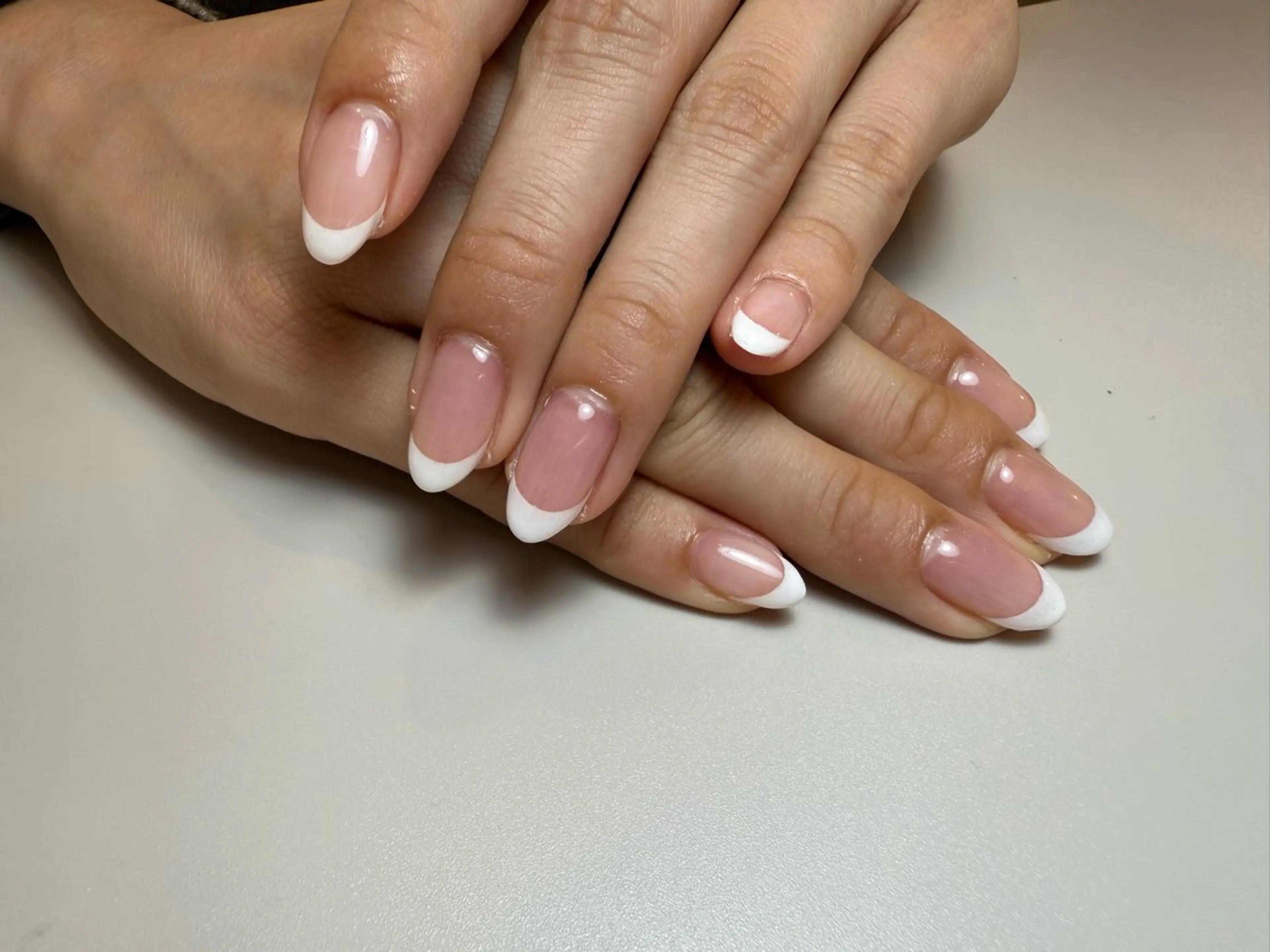 【10，20代限定】フレンチネイル(⚠️必ず爪長めの方でお願いします🙏)ベースピンク、白フレンチの写真