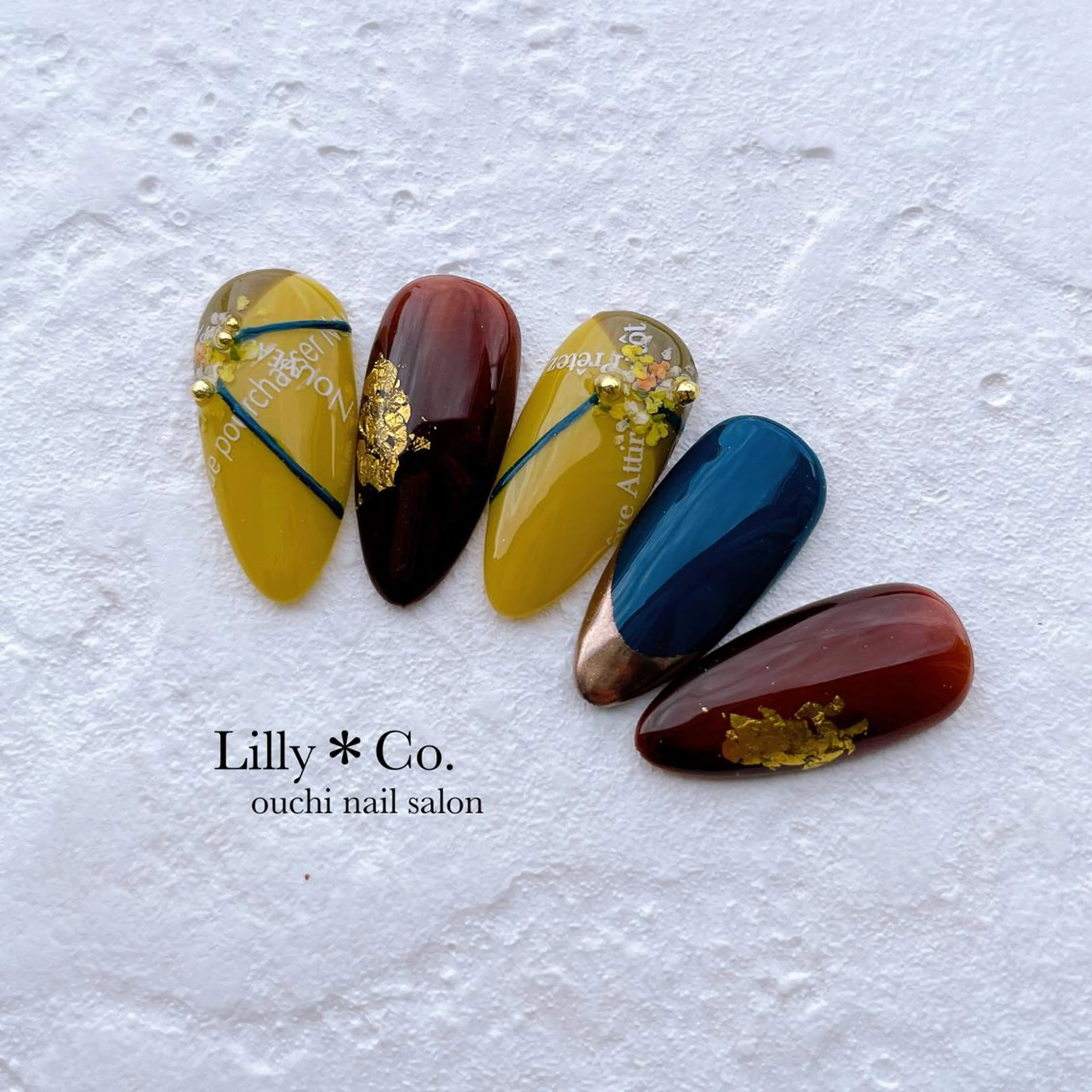 ネイル 卒業式 ブライダルネイル ハンドネイル ハンドケア Lilly Co.のネイルデザイン