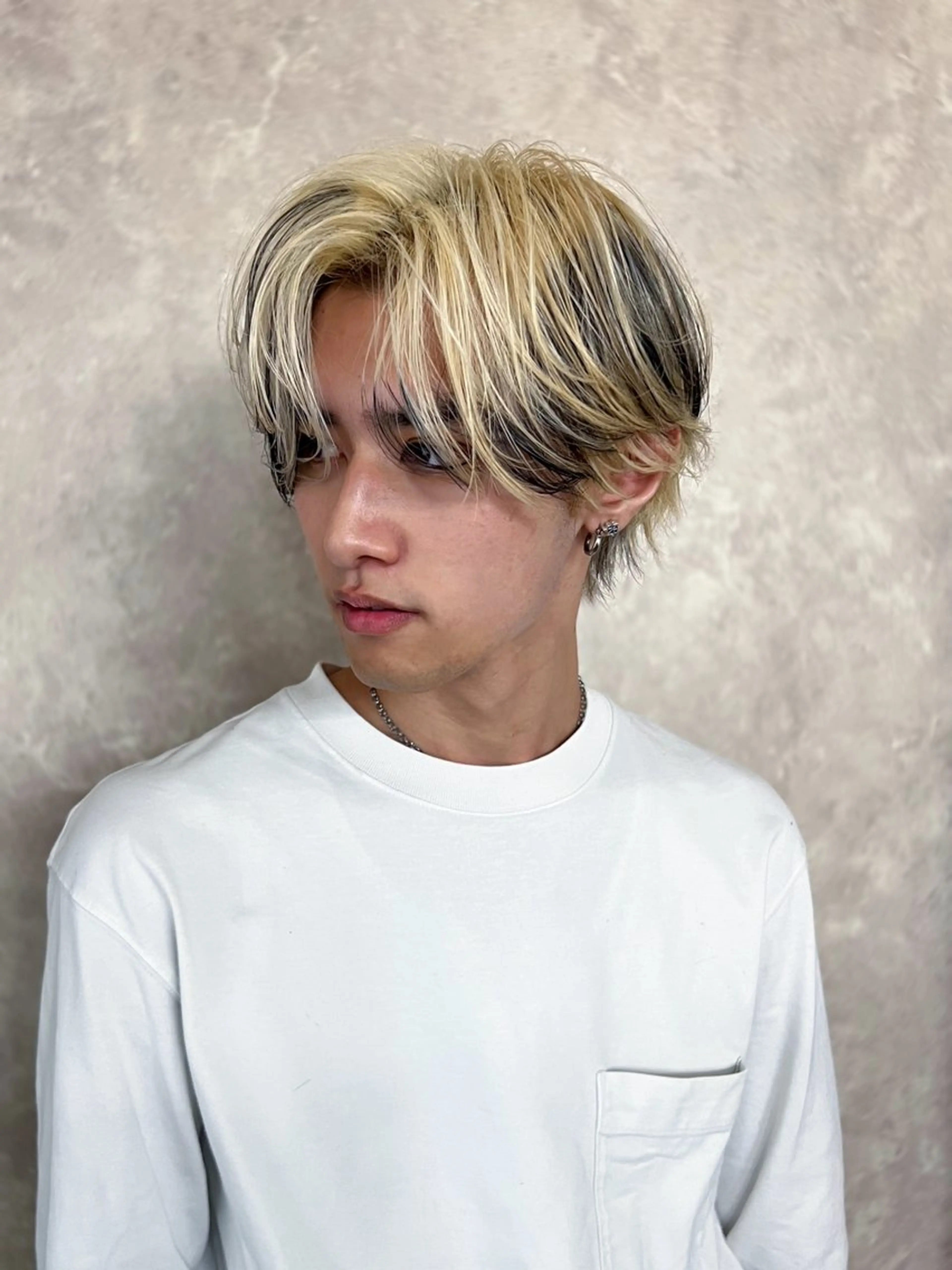 似合わせカット+ケアブリーチWカラー+デザインカラー+トリートメントの写真