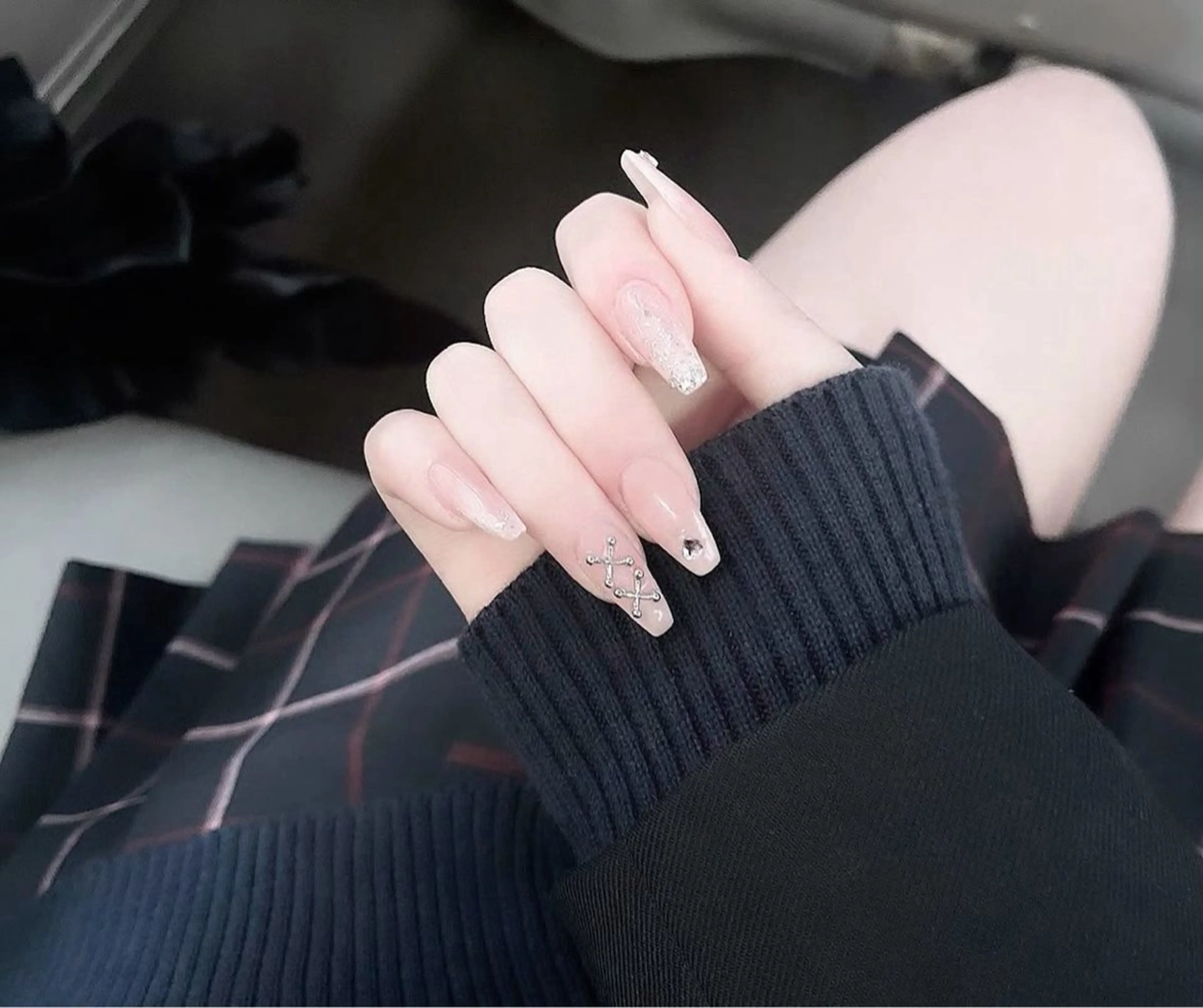 カラー グラデーションカラー ピンクカラー ハンドネイル AIN Nailのネイルデザイン