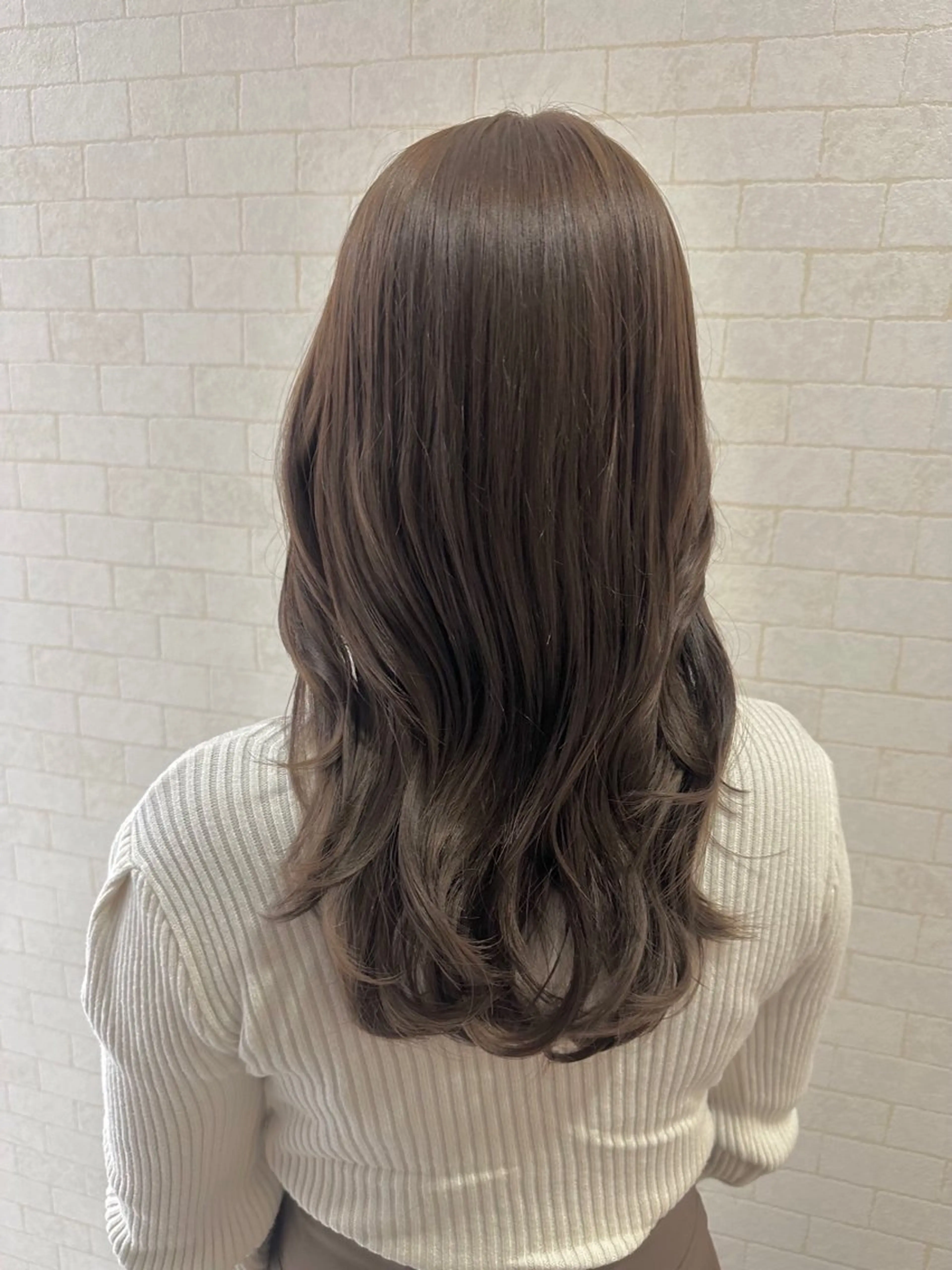 ロング 顔まわりレイヤー 顔周りカット 韓国風ヘア レイヤーカット 似合わせカット 大人レイヤー& 透明感カラー💄のヘアスタイル