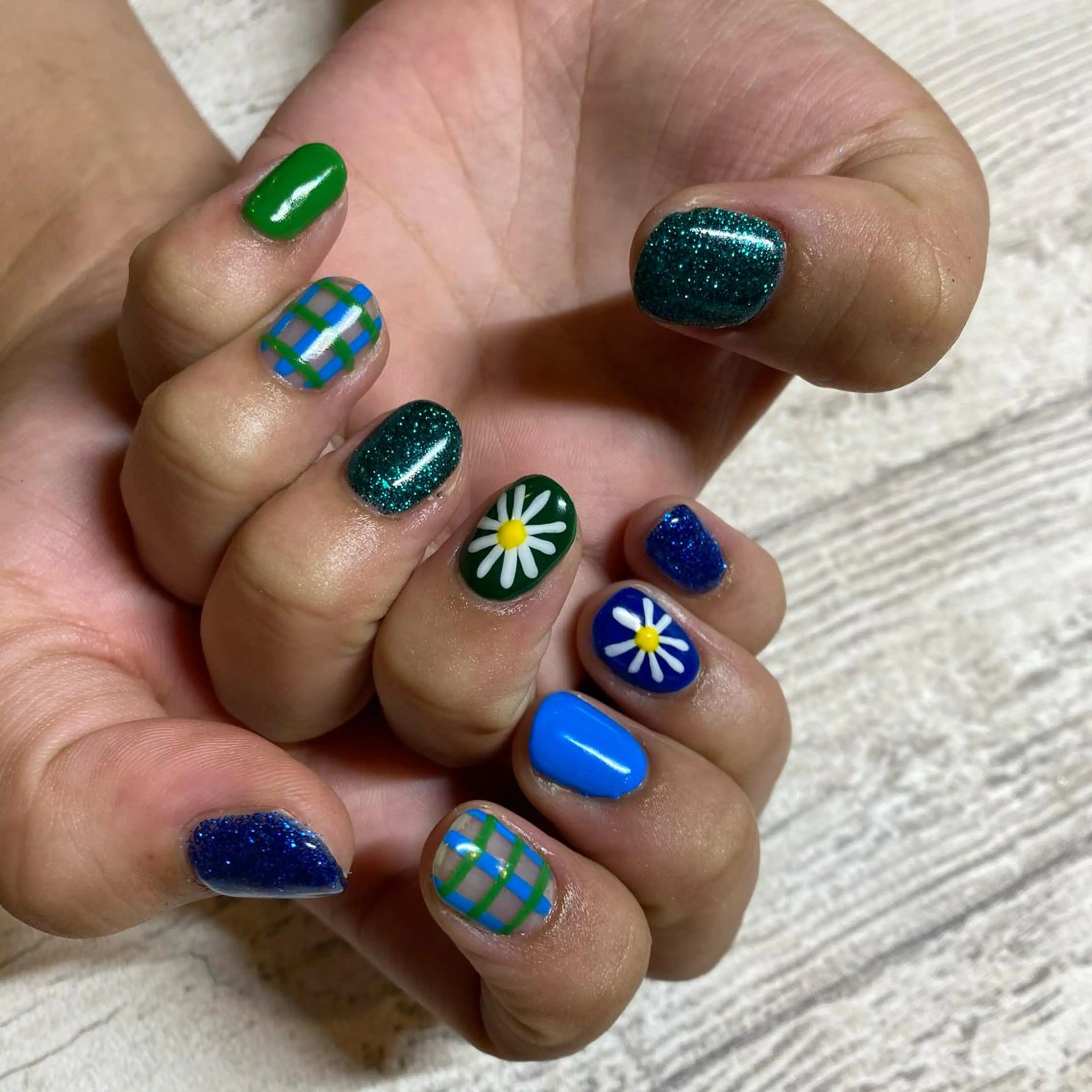 ネイル Sia中野新橋　店長 田中　優莉乃のヘアスタイル