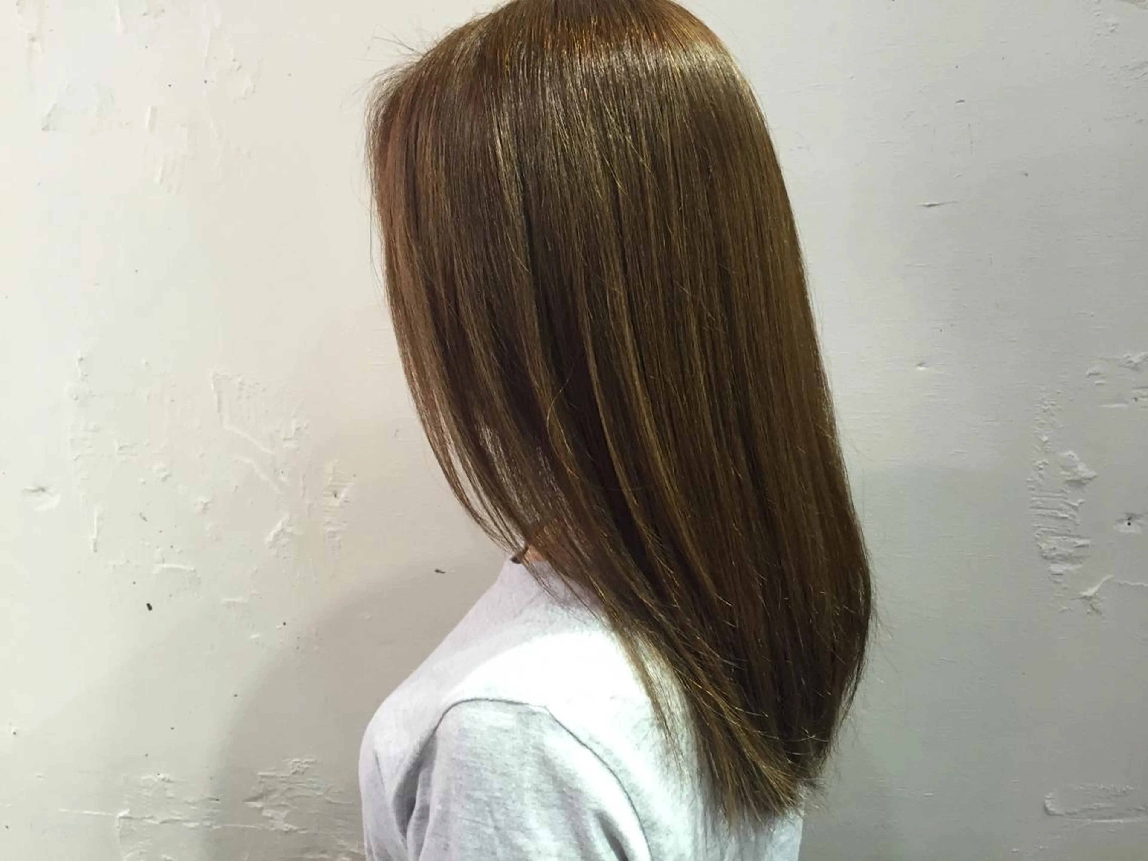 セミロング カラー ヘアカラー トリートメント eri kinjoのヘアスタイル