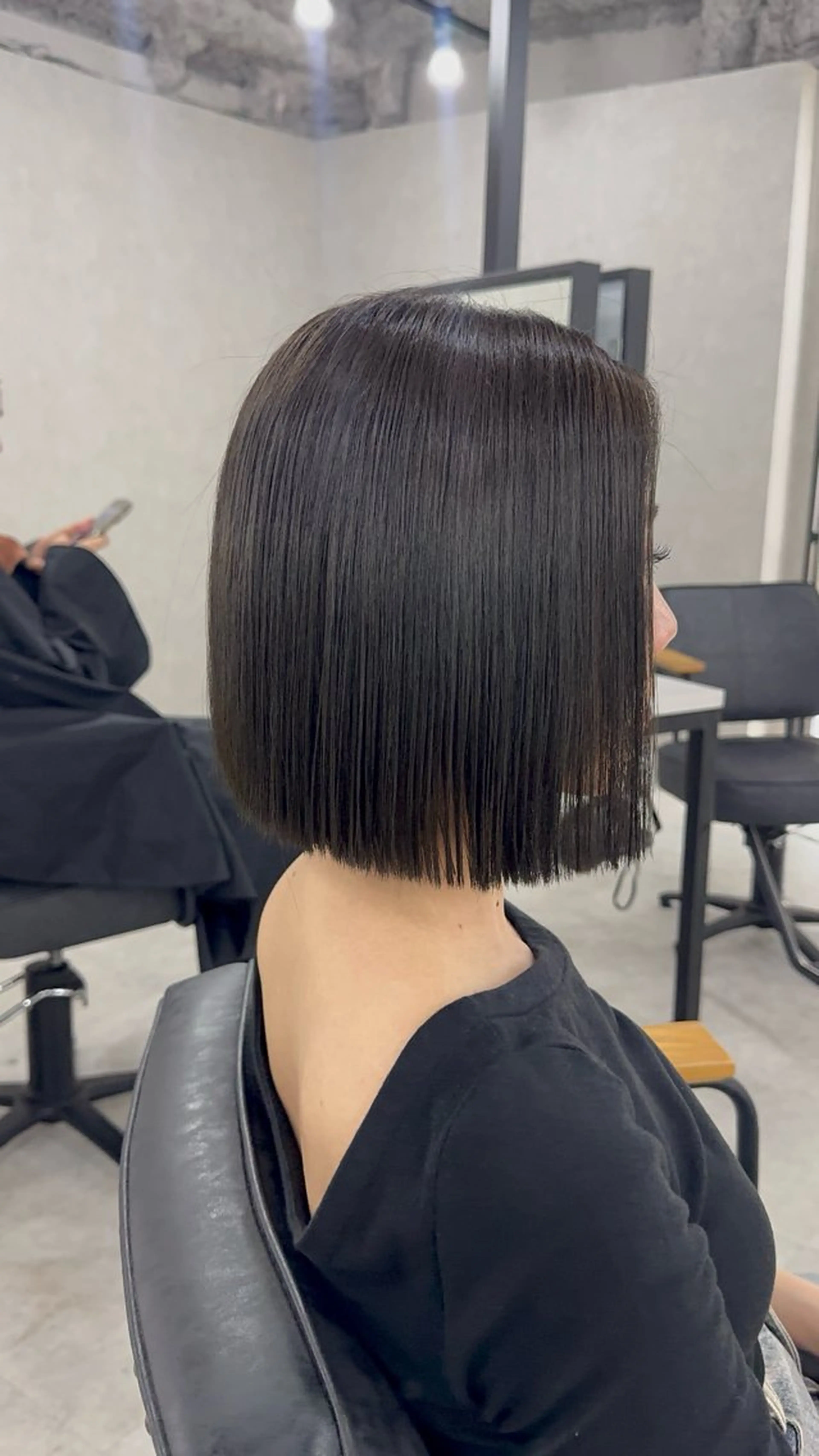 ロング カラー アッシュ アッシュブラウン ベージュカラー 黒髪 ブリーチ カット ヘアカラー トリートメント 赤み無し柔らかカラー 【梅田】madokaのヘアスタイル