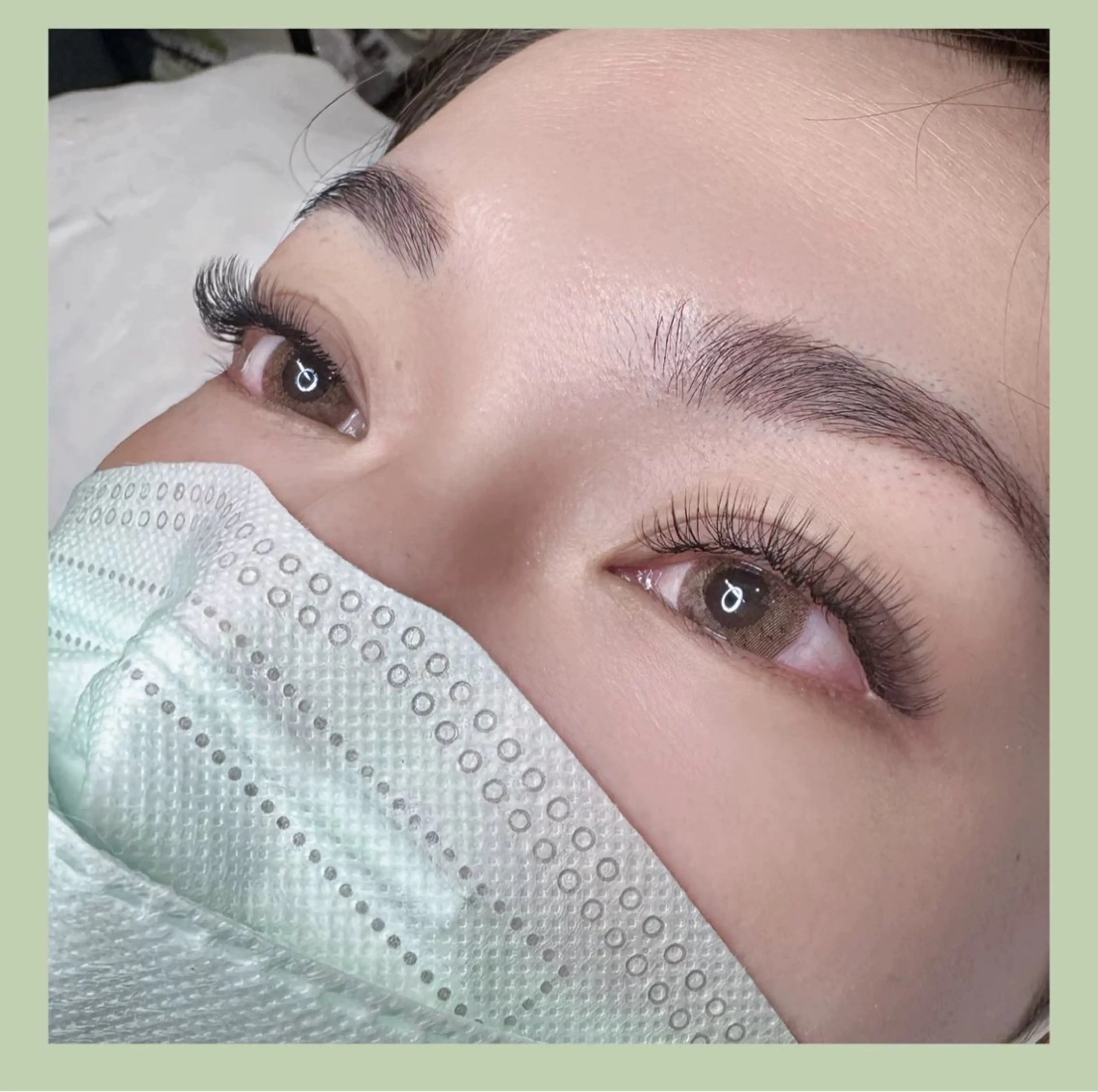 マツエク・マツパ カラーマツエク ボリュームラッシュ EMA BEAUTY マツエクサロン池袋店のマツエク・マツパデザイン