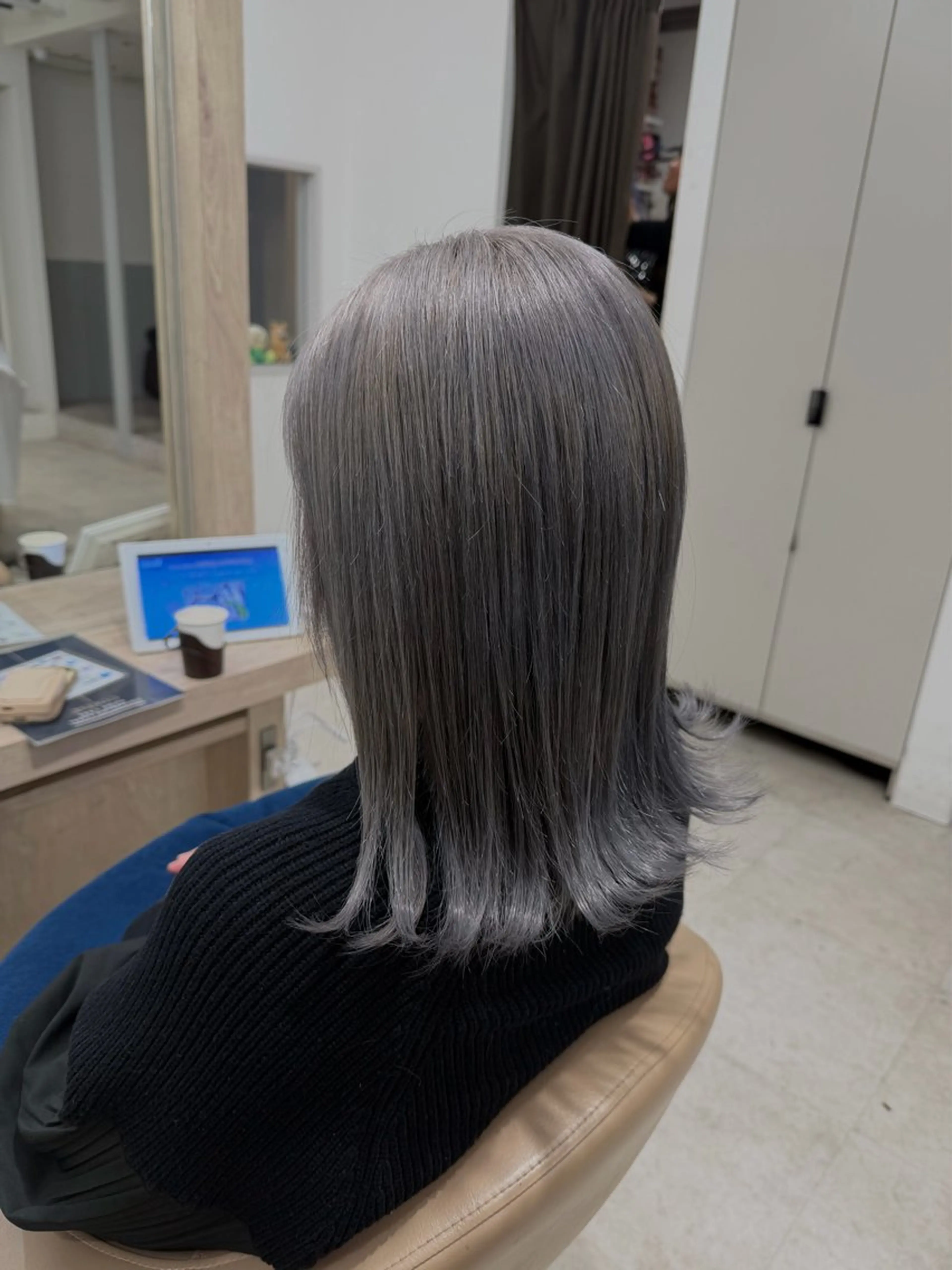ミディアム カラー 透明感カラー ハイトーンカラー カット ヘアカラー トリートメント EARTH菊名店👾 ひらのすぐるのヘアスタイル