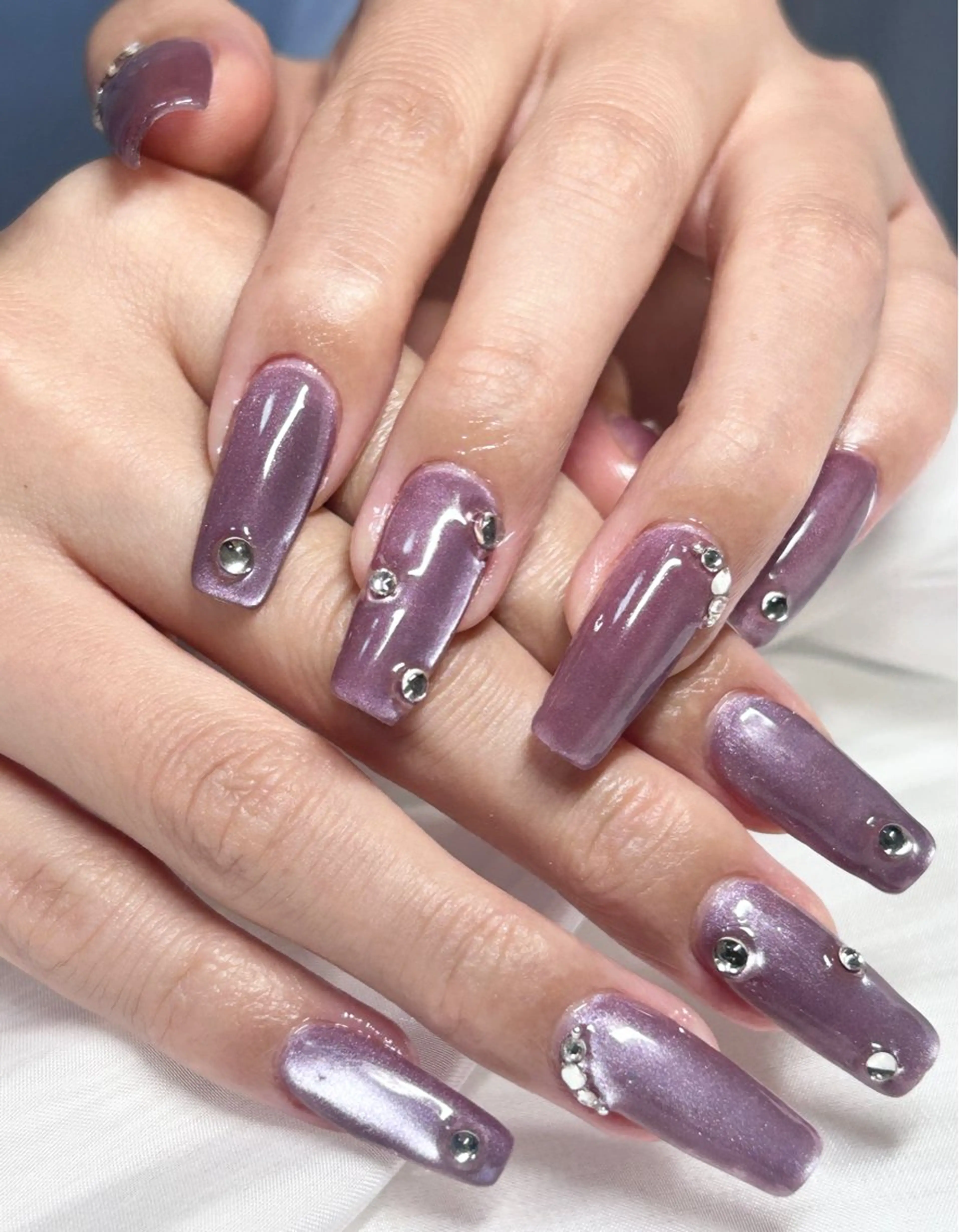 ネイル 長さ出し ストーンネイル ネイルチップ Horie 雪のネイルデザイン