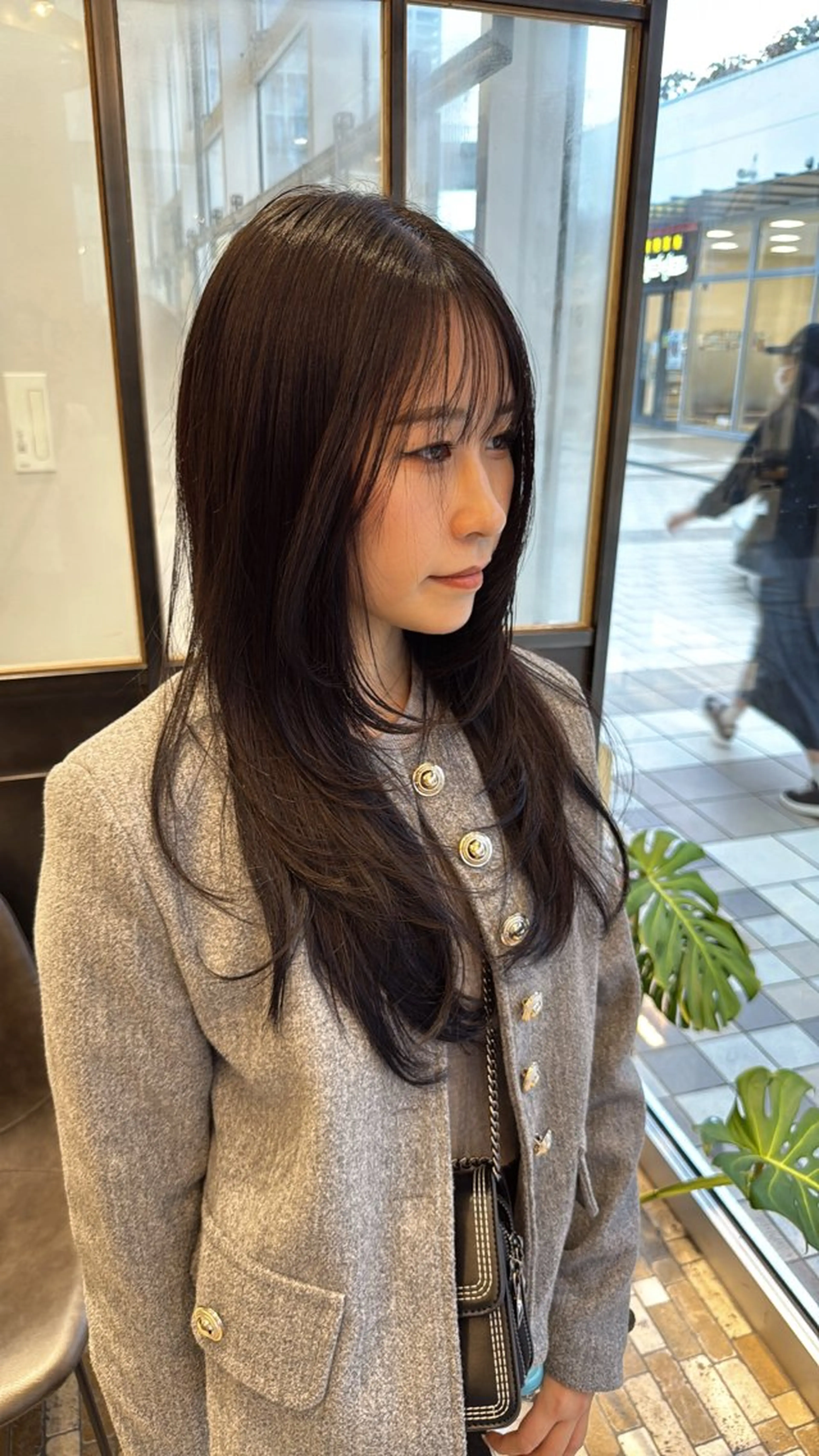 セミロング レイヤーカット カット ヘアカラー レイヤーカット /momocaのヘアスタイル