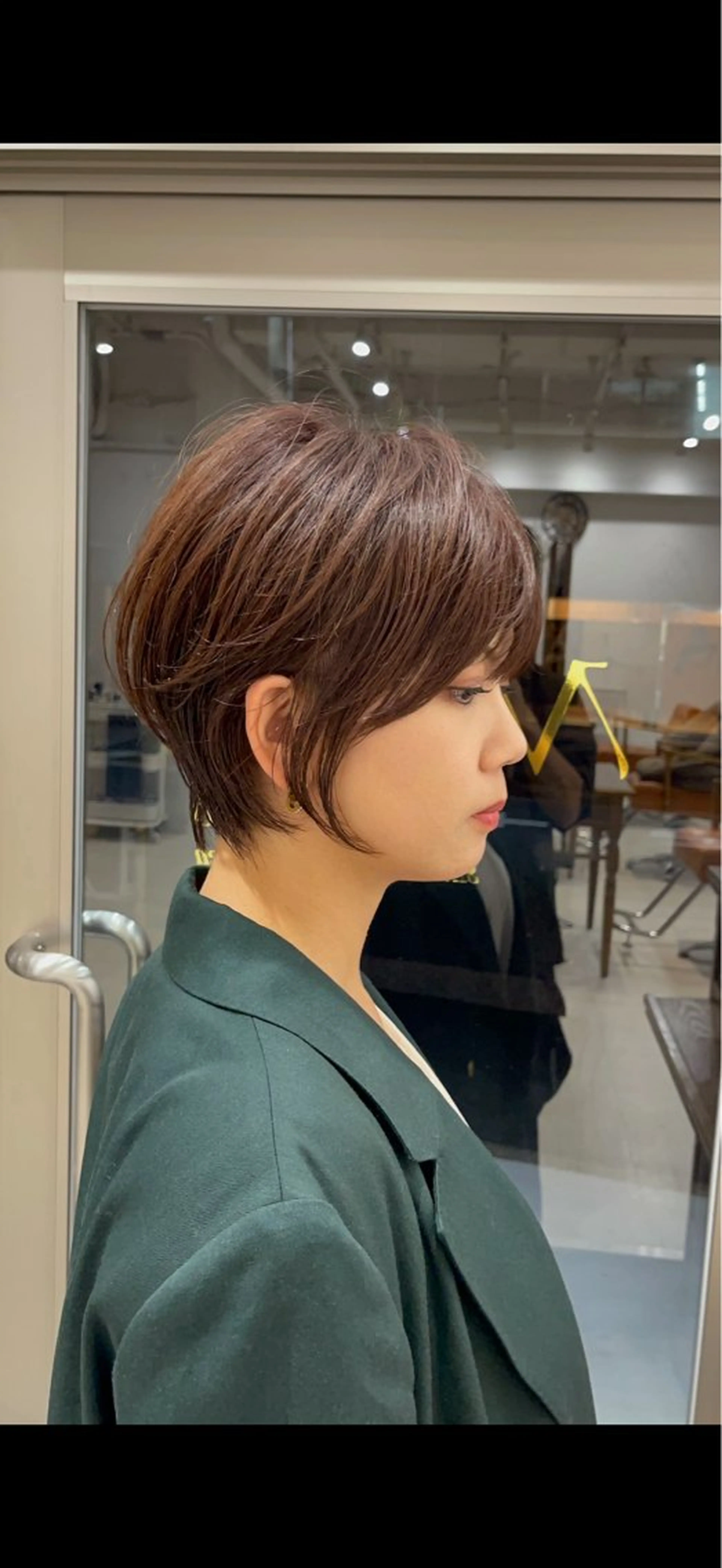 ショート カット ヘアカラー トリートメント イメチェンカット✂️ 錦糸町佐藤店長のヘアスタイル