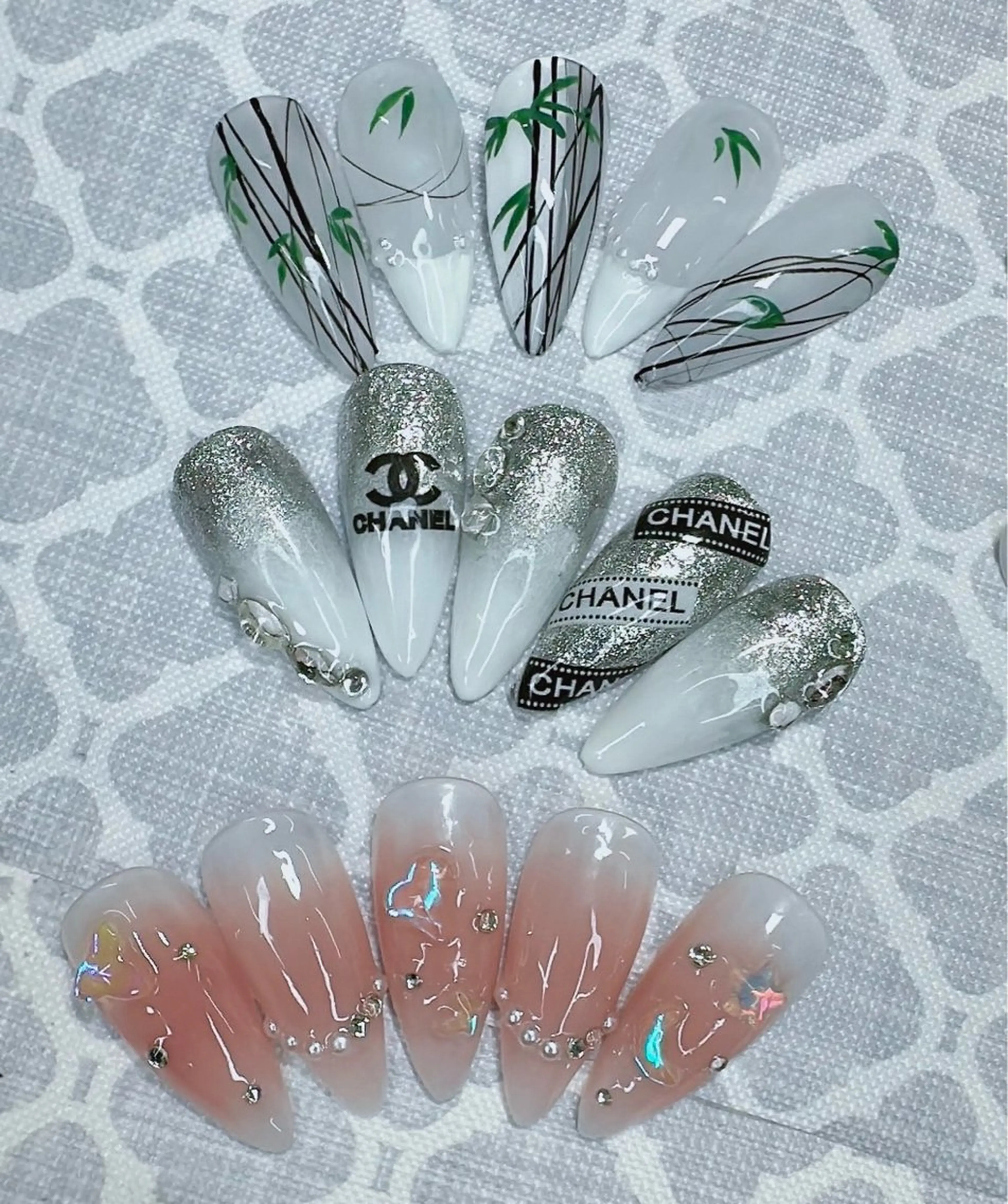 ネイル ハンドネイル ハンドケア HARUKA 長堀橋のネイルデザイン