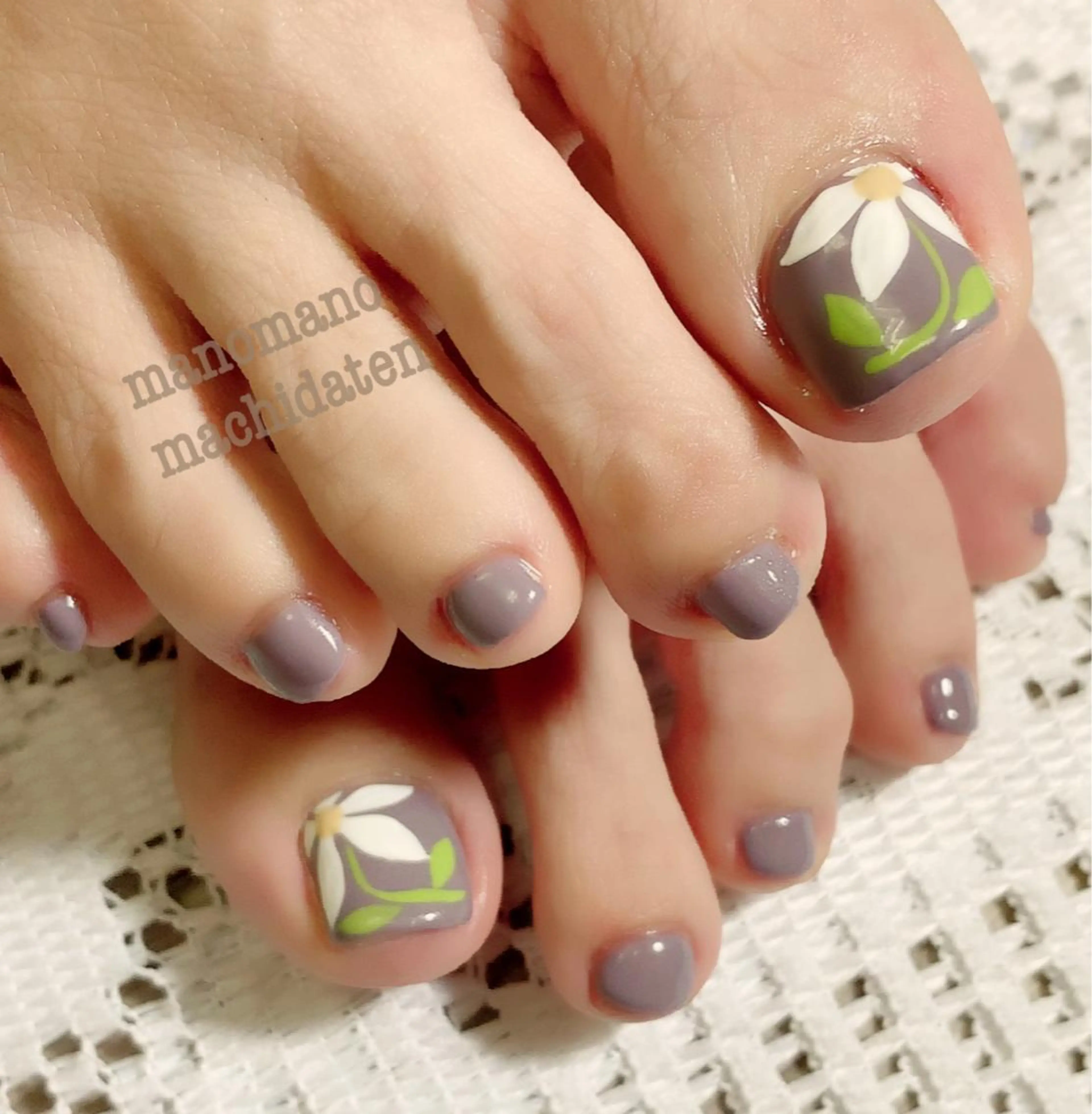 ネイル フットネイル ラウバイマノマノ なかざとのネイルデザイン