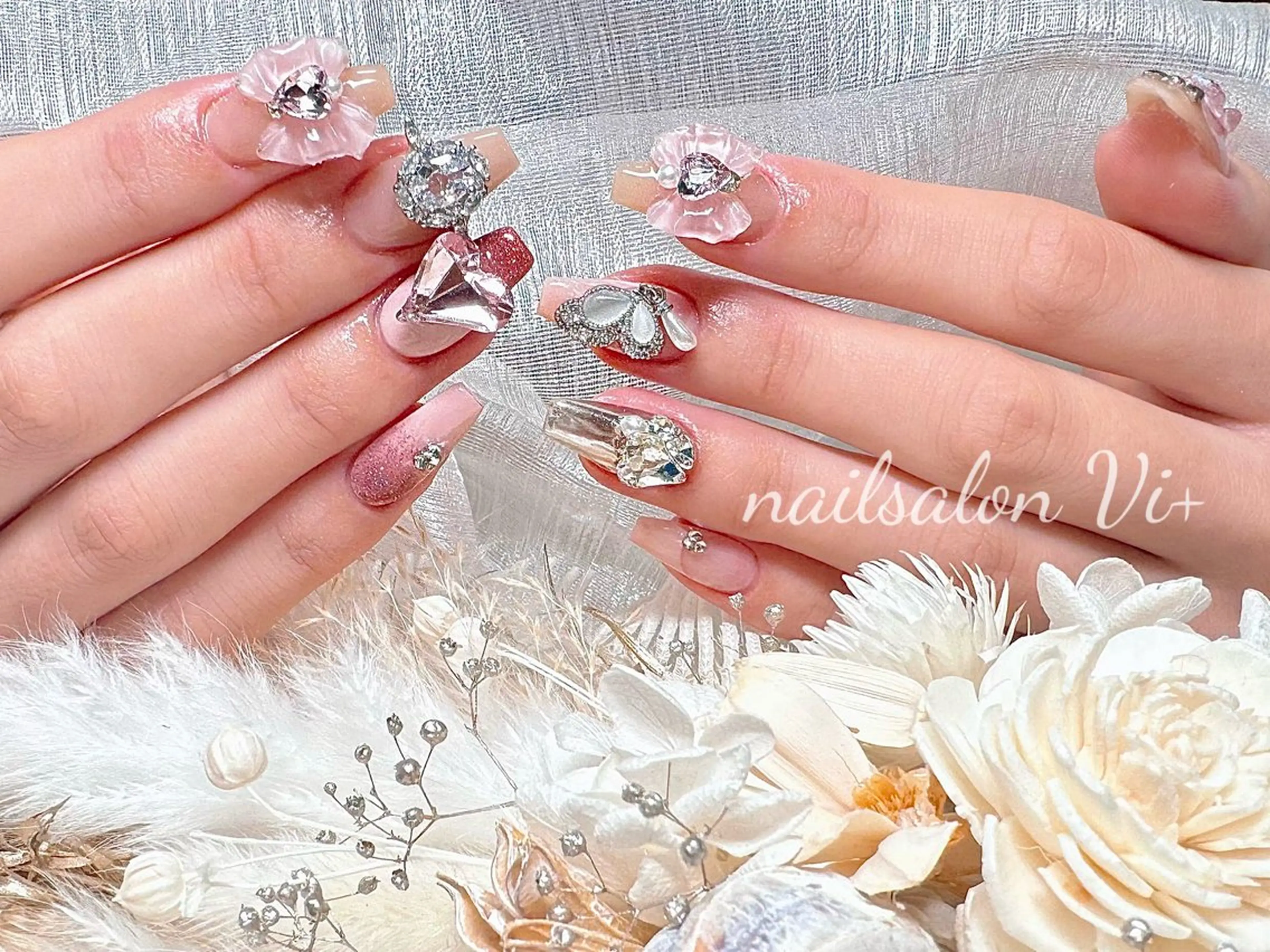 ネイル ハンドネイル ✨Nailsalon Vi+✨のネイルデザイン