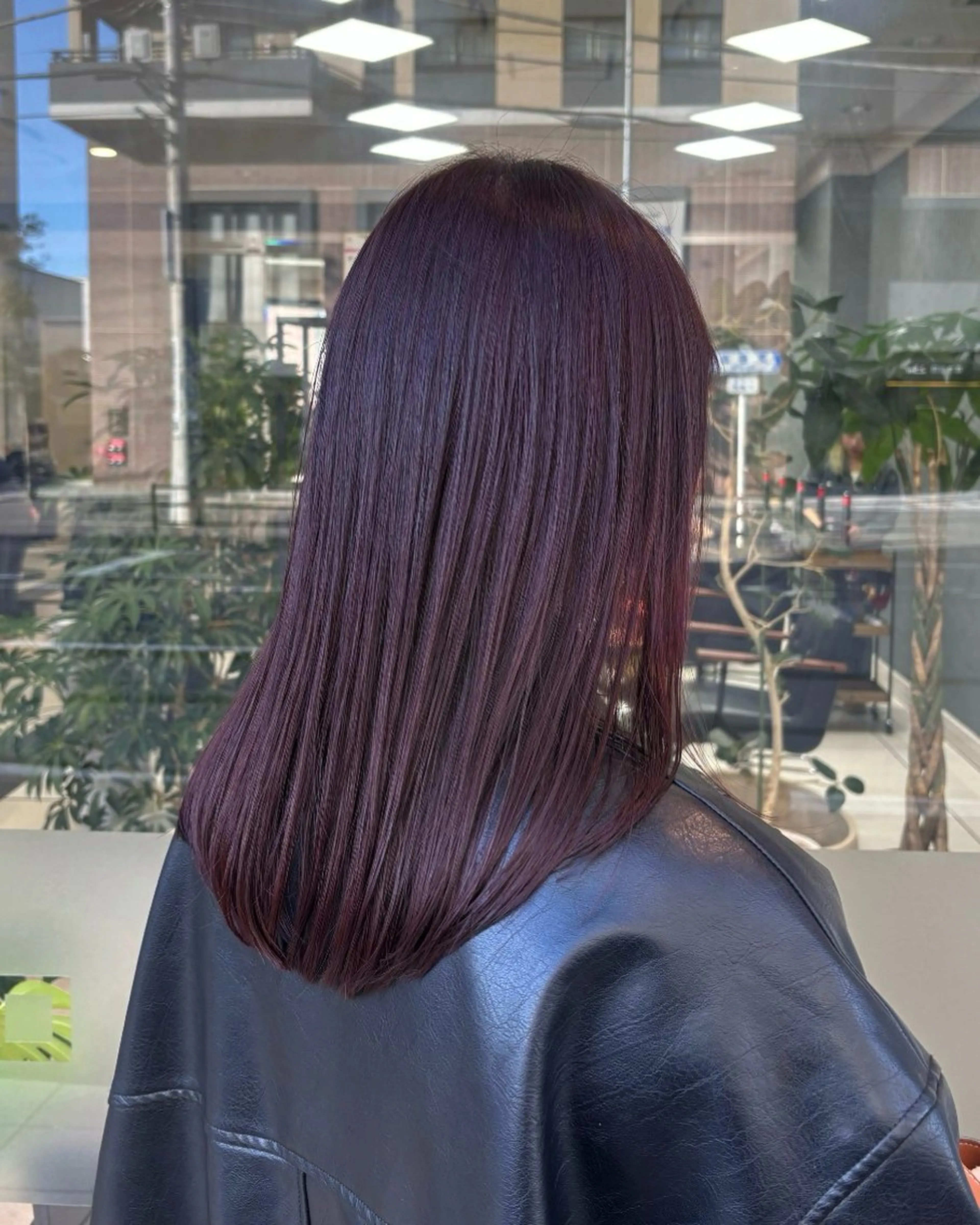 カラー ブリーチ カシス ダブルカラー ブリーチなしカラー レッドカラー ヘアカラー トリートメント 垢抜けヘア/ レイヤー/暖色/麻咲のヘアスタイル