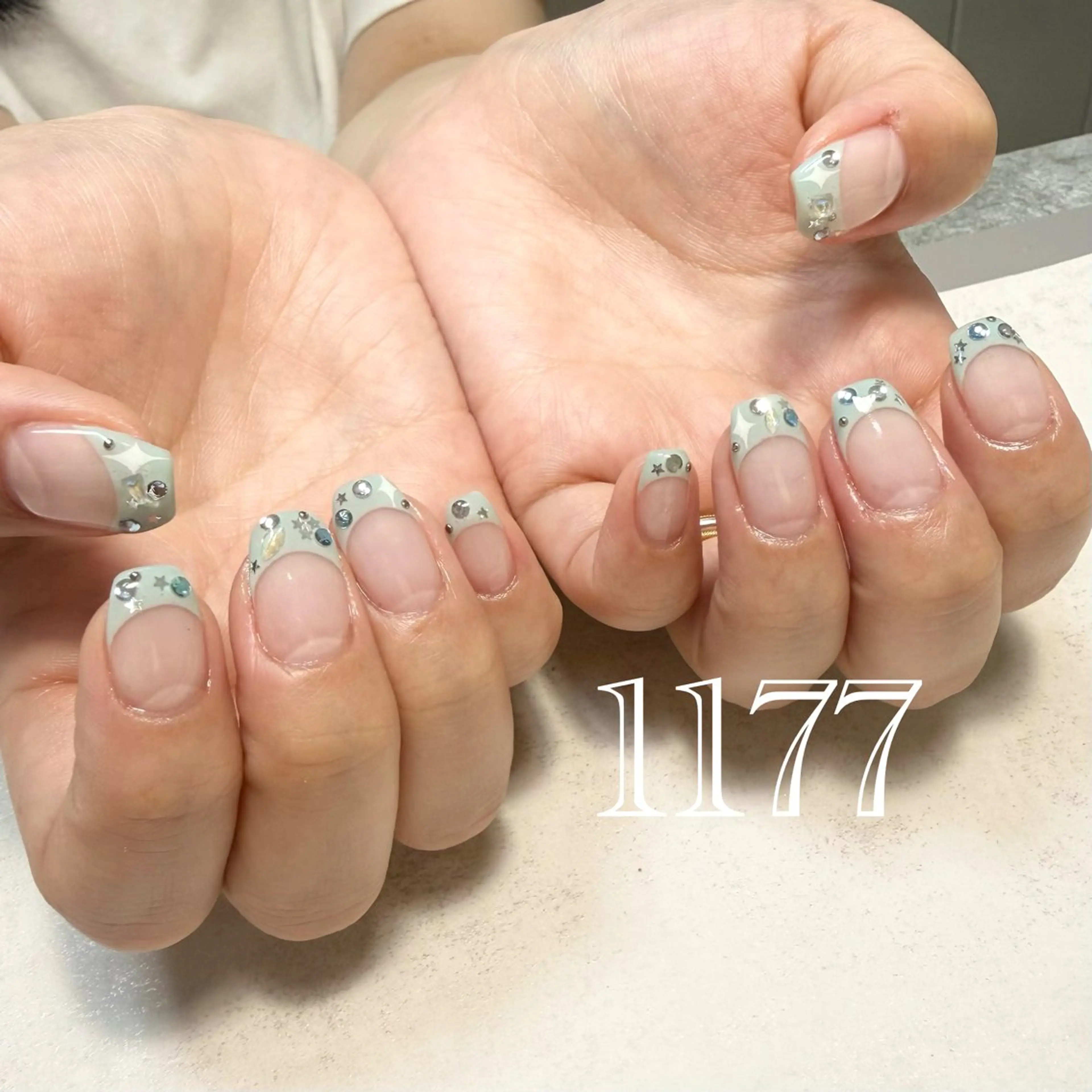ネイル ハンドネイル nailsalon 1177のネイルデザイン