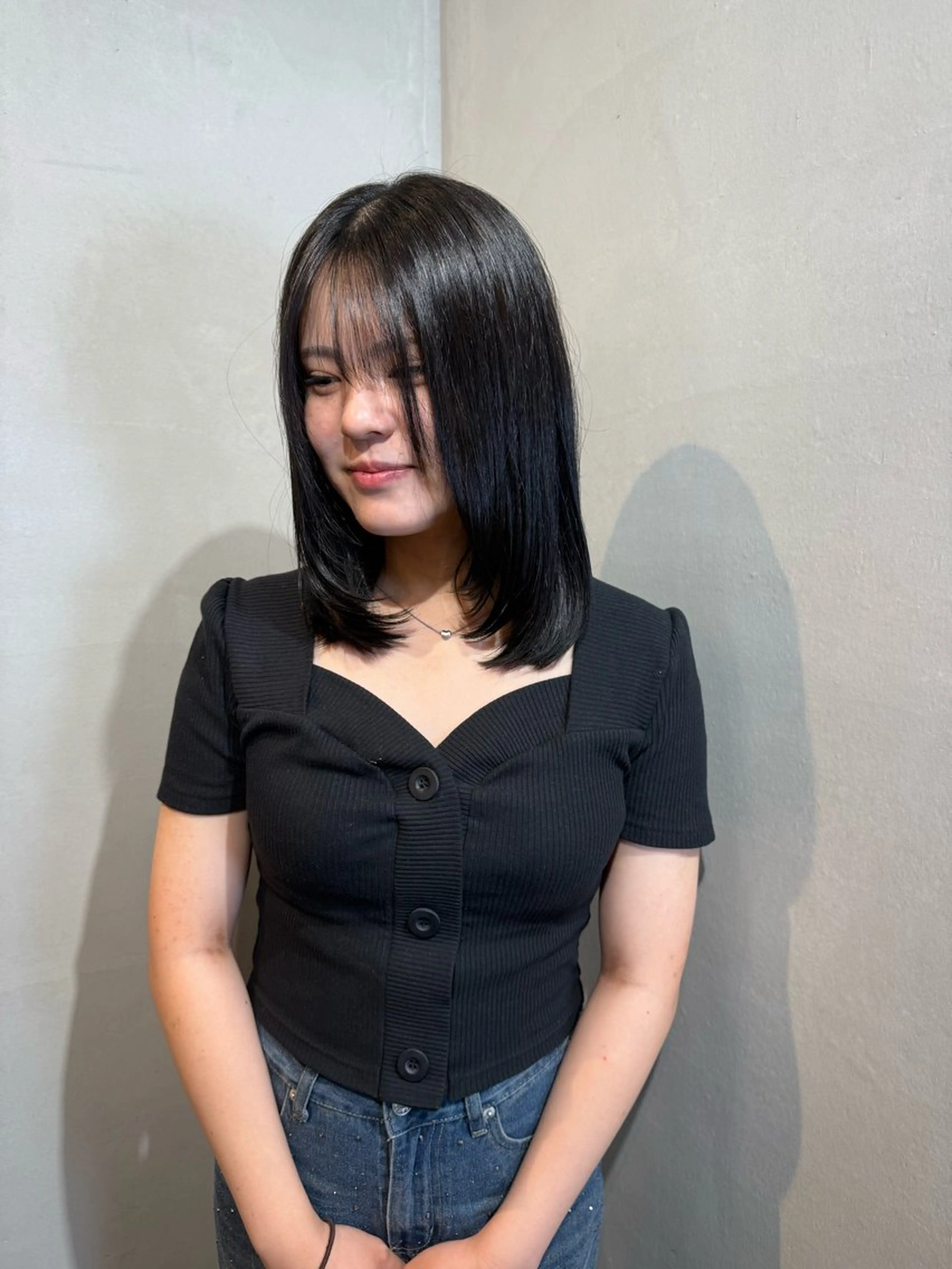 ミディアム 顔まわりレイヤー レイヤーカット 💖ERI💖/酸性 ストレートNo.1のヘアスタイル