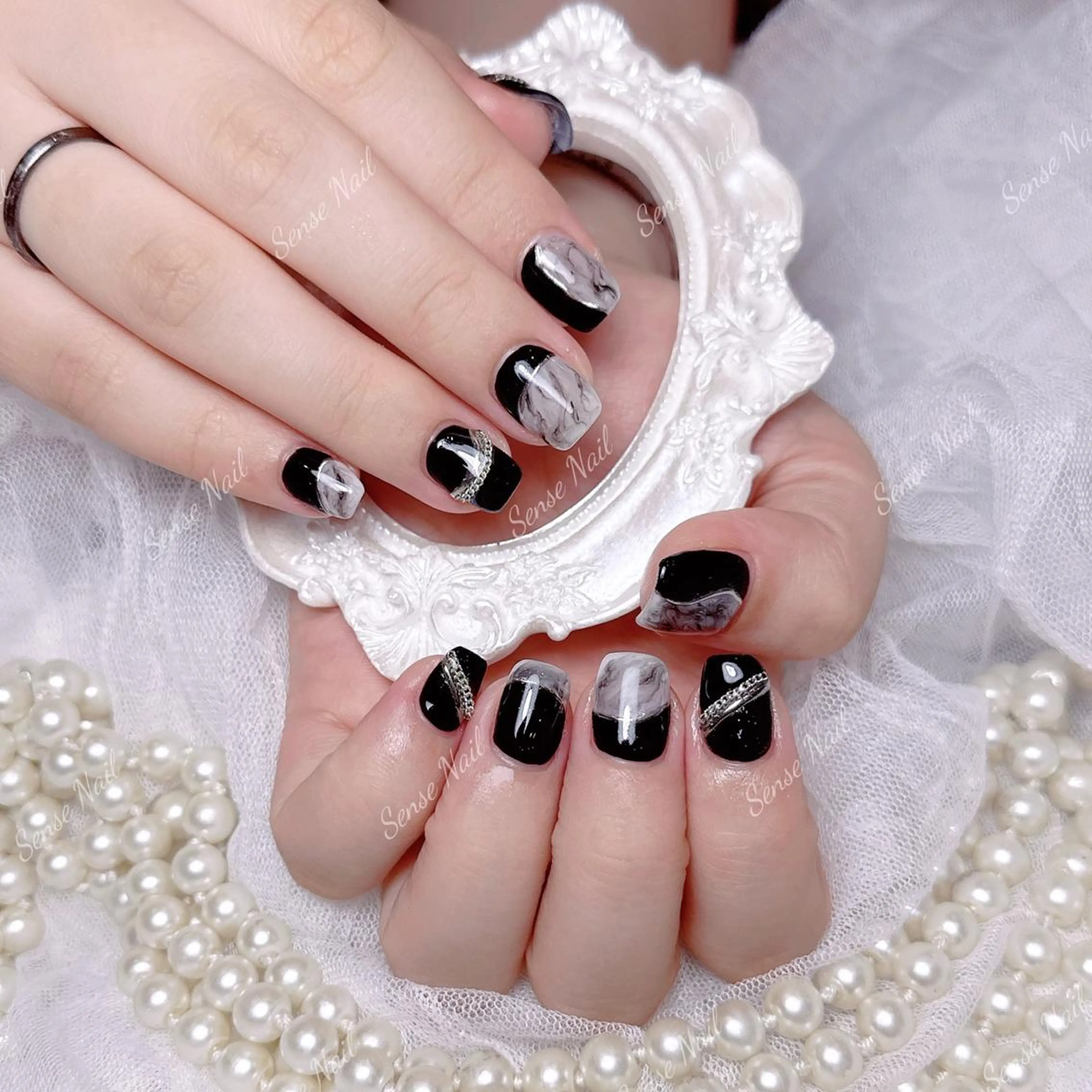 ネイル 💅 NikoNikoのネイルデザイン