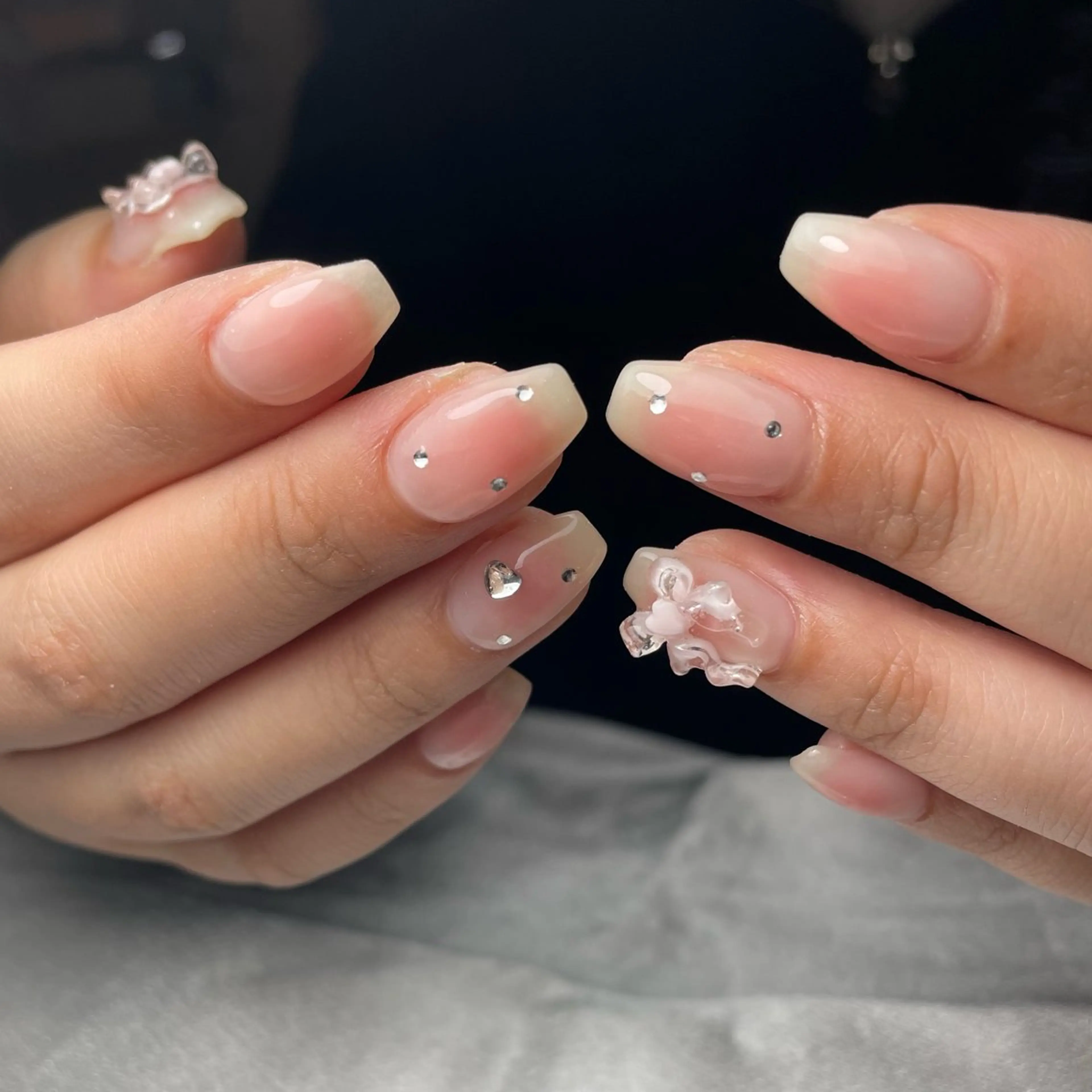 ネイル チークネイル ワンカラーネイル ハンドネイル LIFE MIYUのネイルデザイン