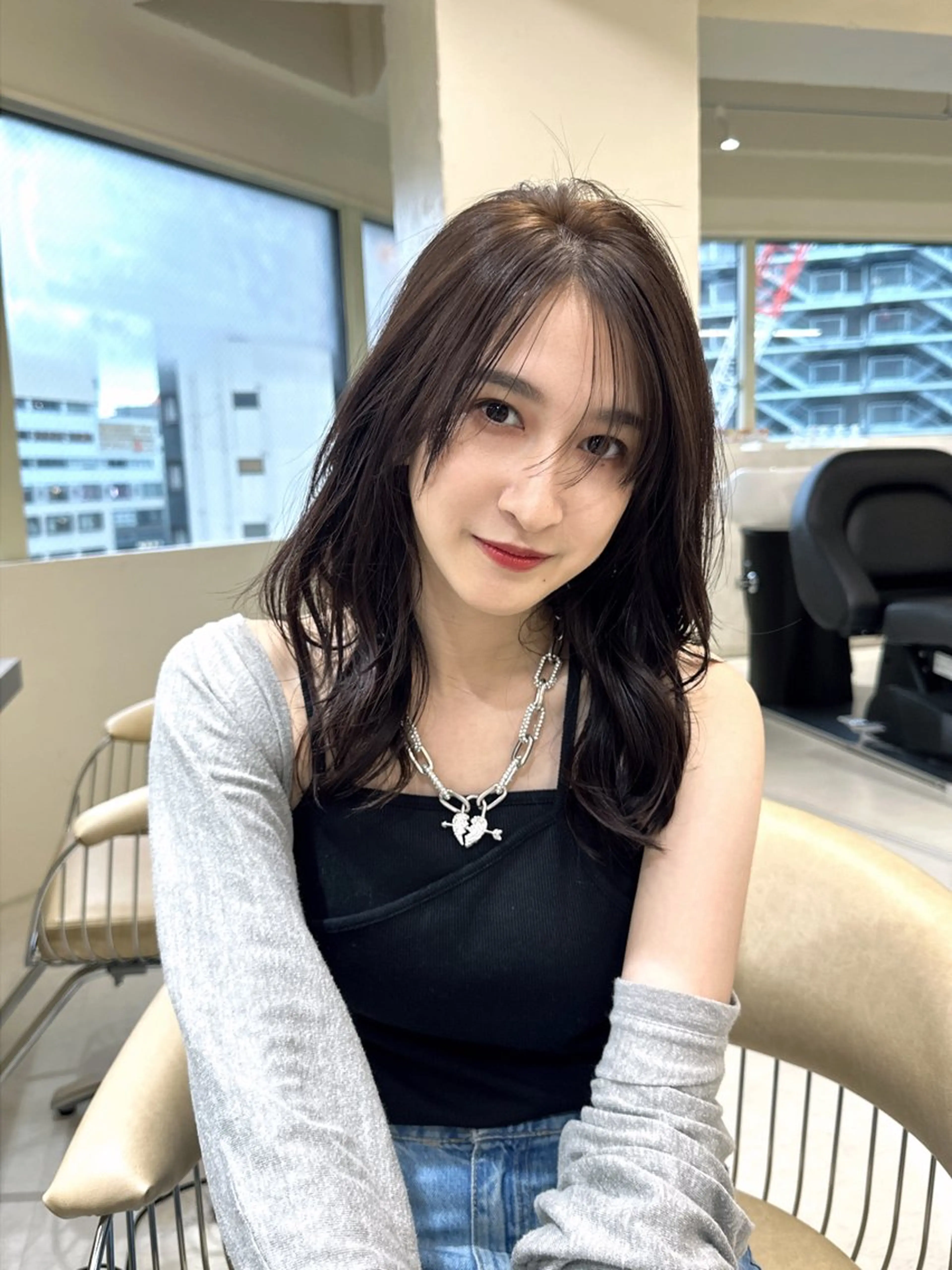 ロング カラー カット センターパート/ 暖色カラーayuのヘアスタイル