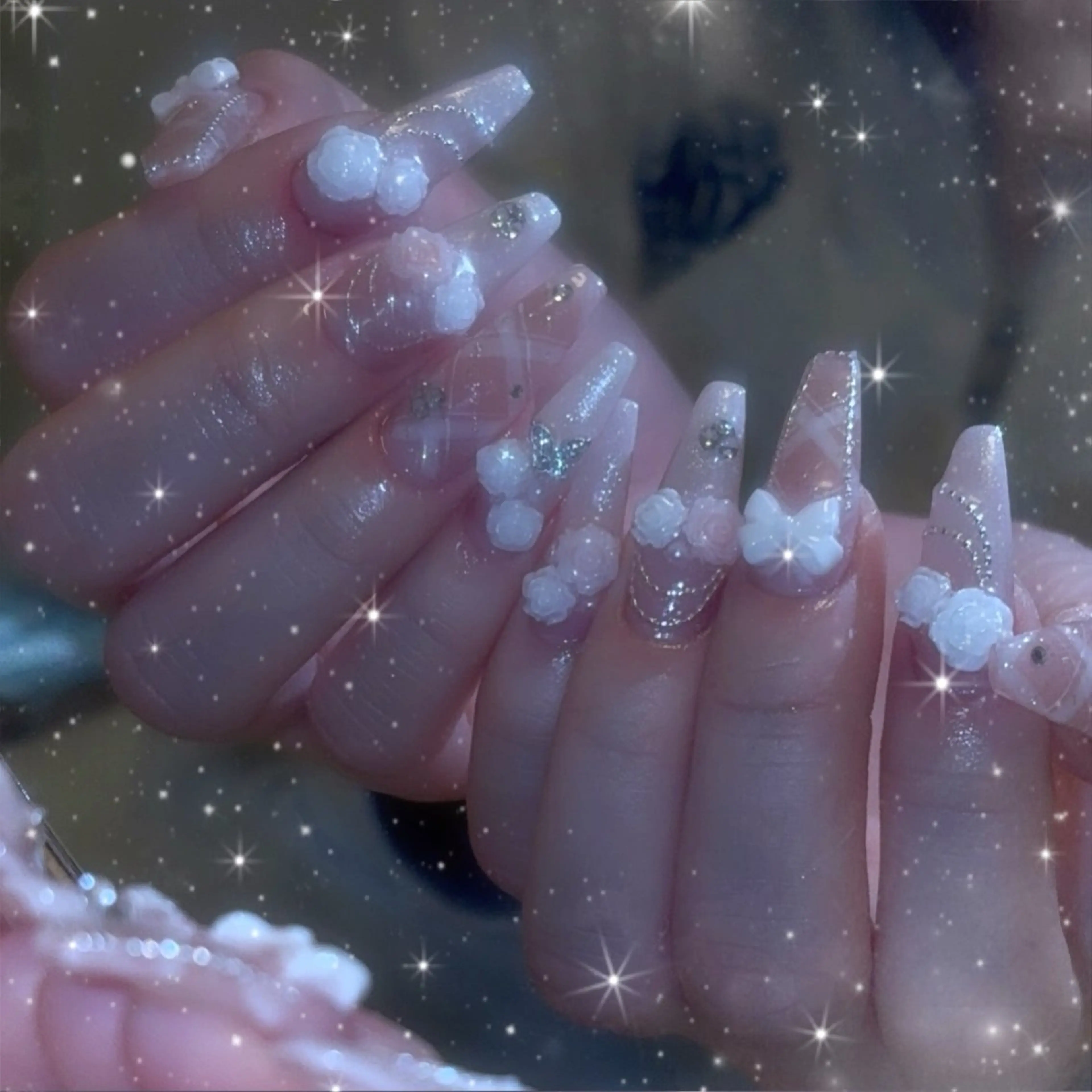 ネイル LUANA所属・LUANA ジュリのネイルデザイン