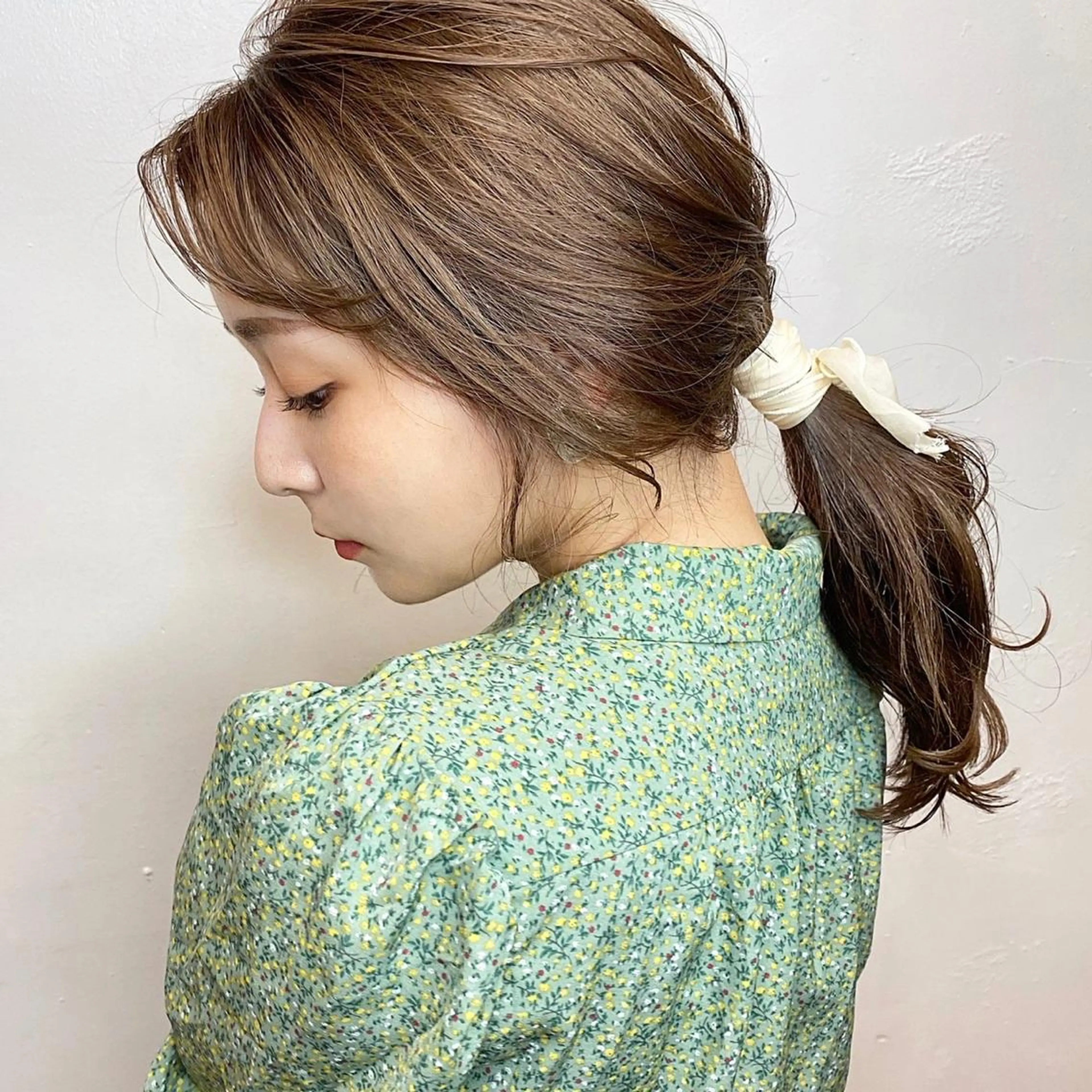 セミロング カラー 加藤 杏のヘアスタイル