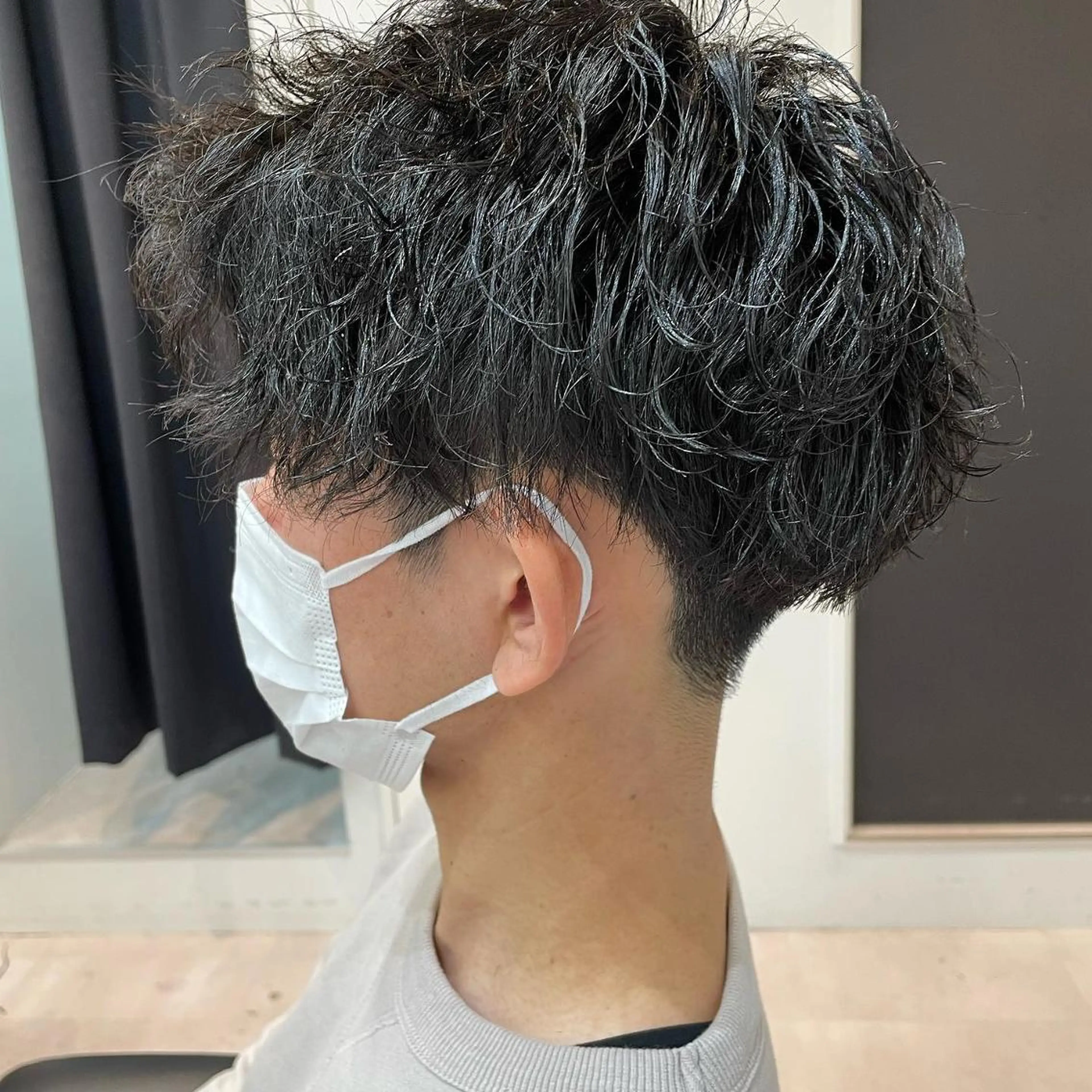 ショート 髪質改善× 白髪ぼかし溝江のヘアスタイル