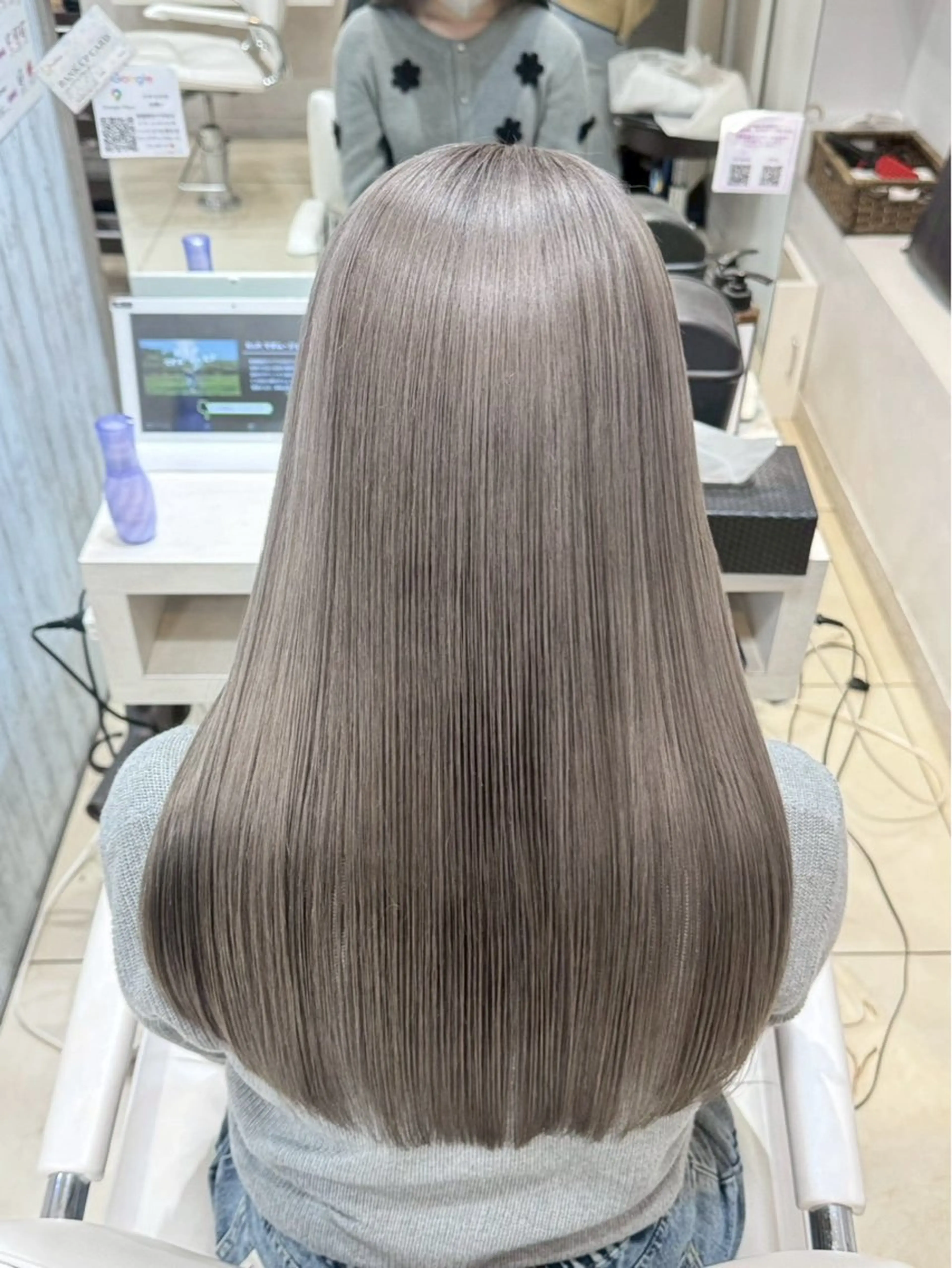 カラー ヘアカラー トリートメント [髪質改善カラー] 光^._.^の眉毛・アイブロウイメージ