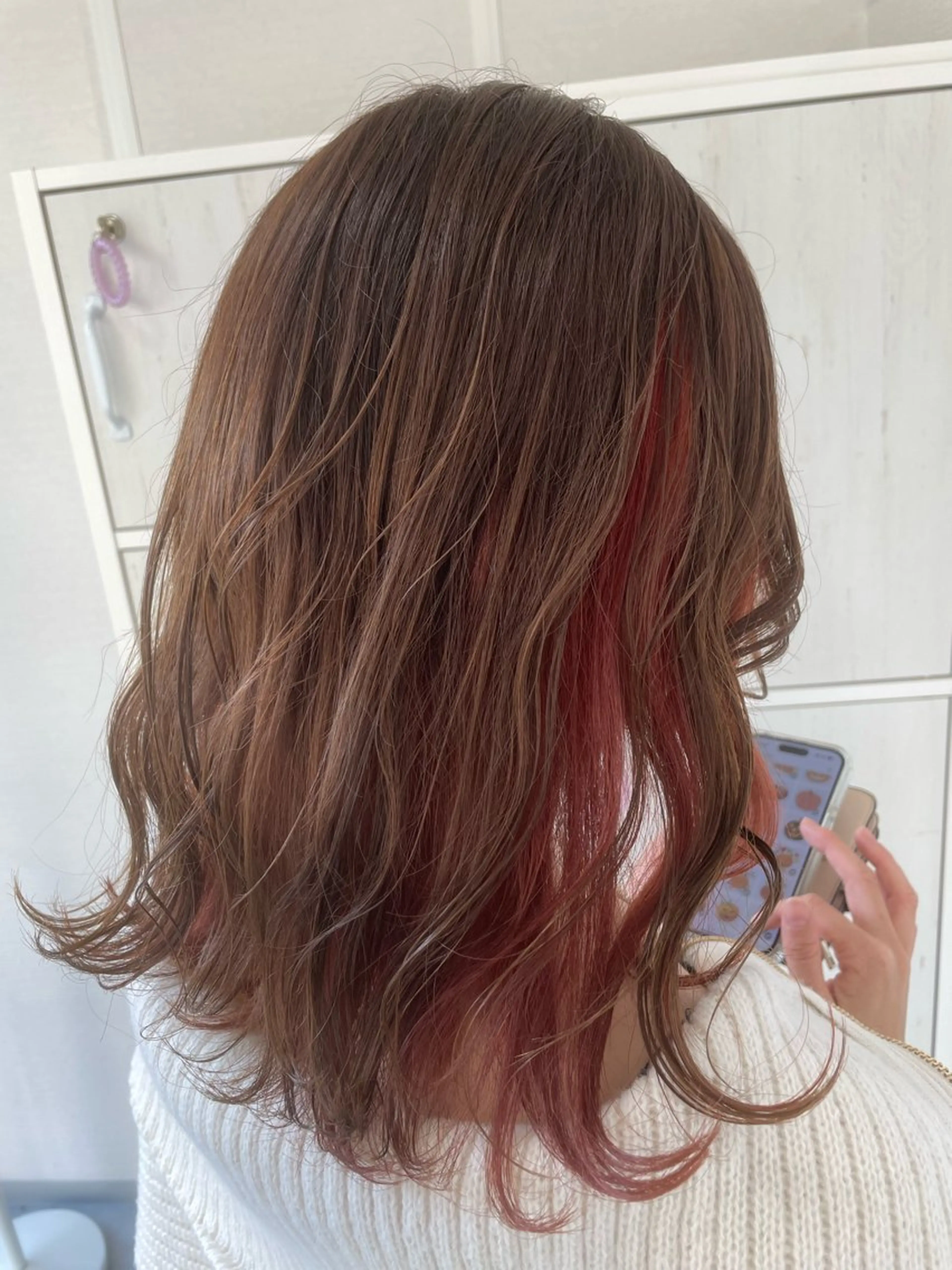 ミディアム カラー インナーカラー オレンジ カット ヘアカラー Amour なぐらのヘアスタイル