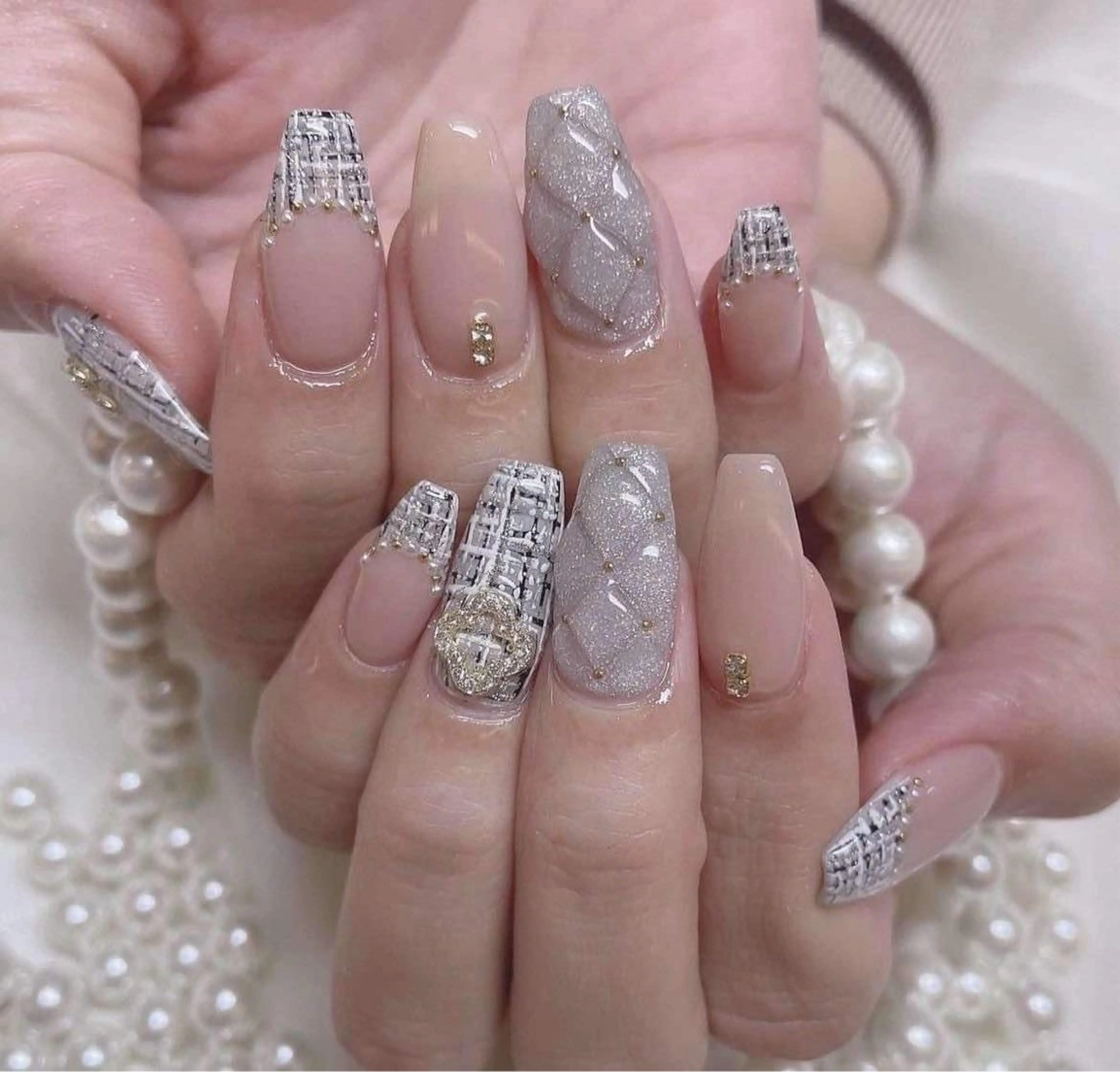 ネイル アートネイル 長さ出し ジェルネイル キラキラネイル マグネットネイル Lee Nails チップ長さだし専門店のネイルデザイン