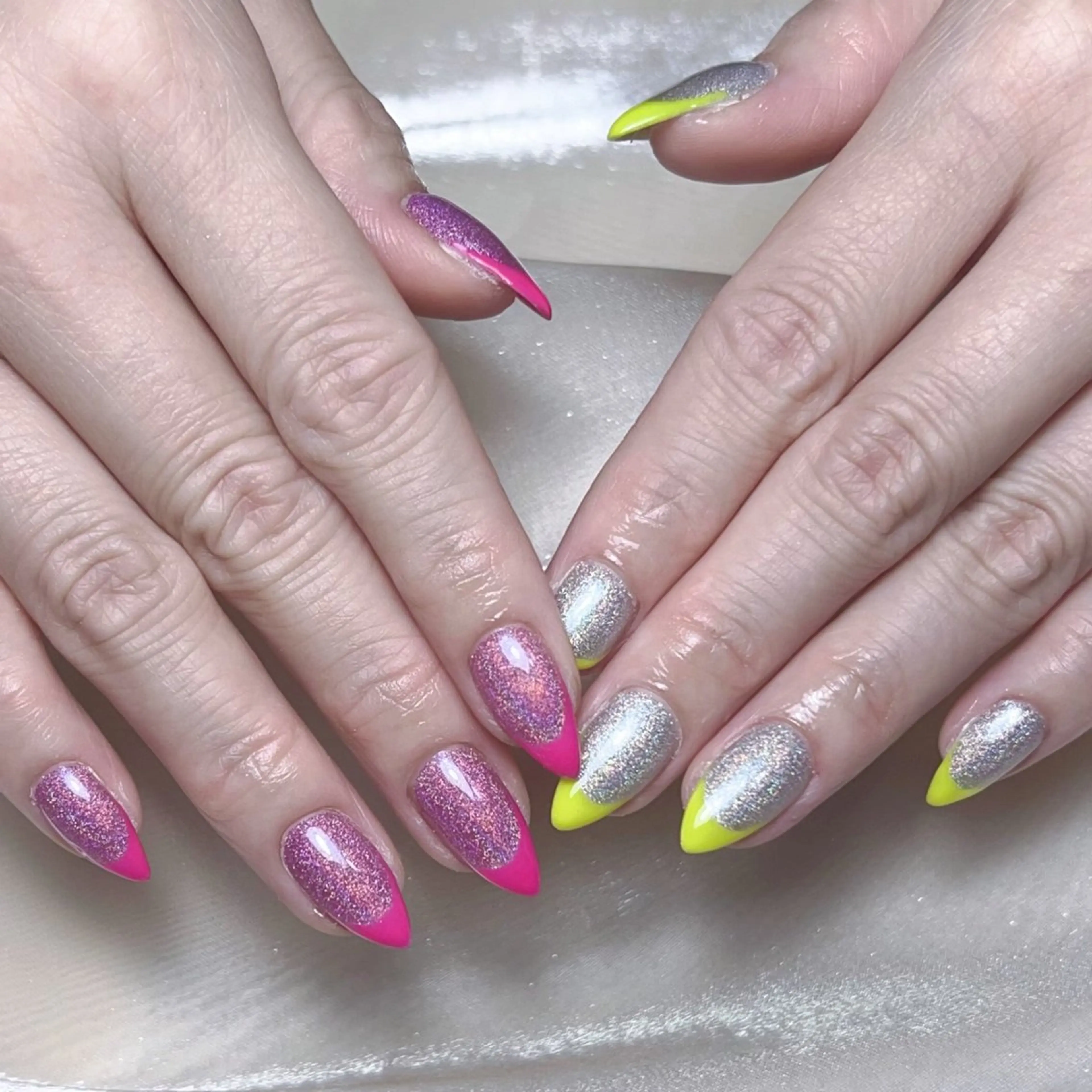 メンズ ネイル メンズ韓国風 アートネイル オーロラネイル ガーリー キラキラネイル ハンドネイル Nail salon 木にいるのネイルデザイン