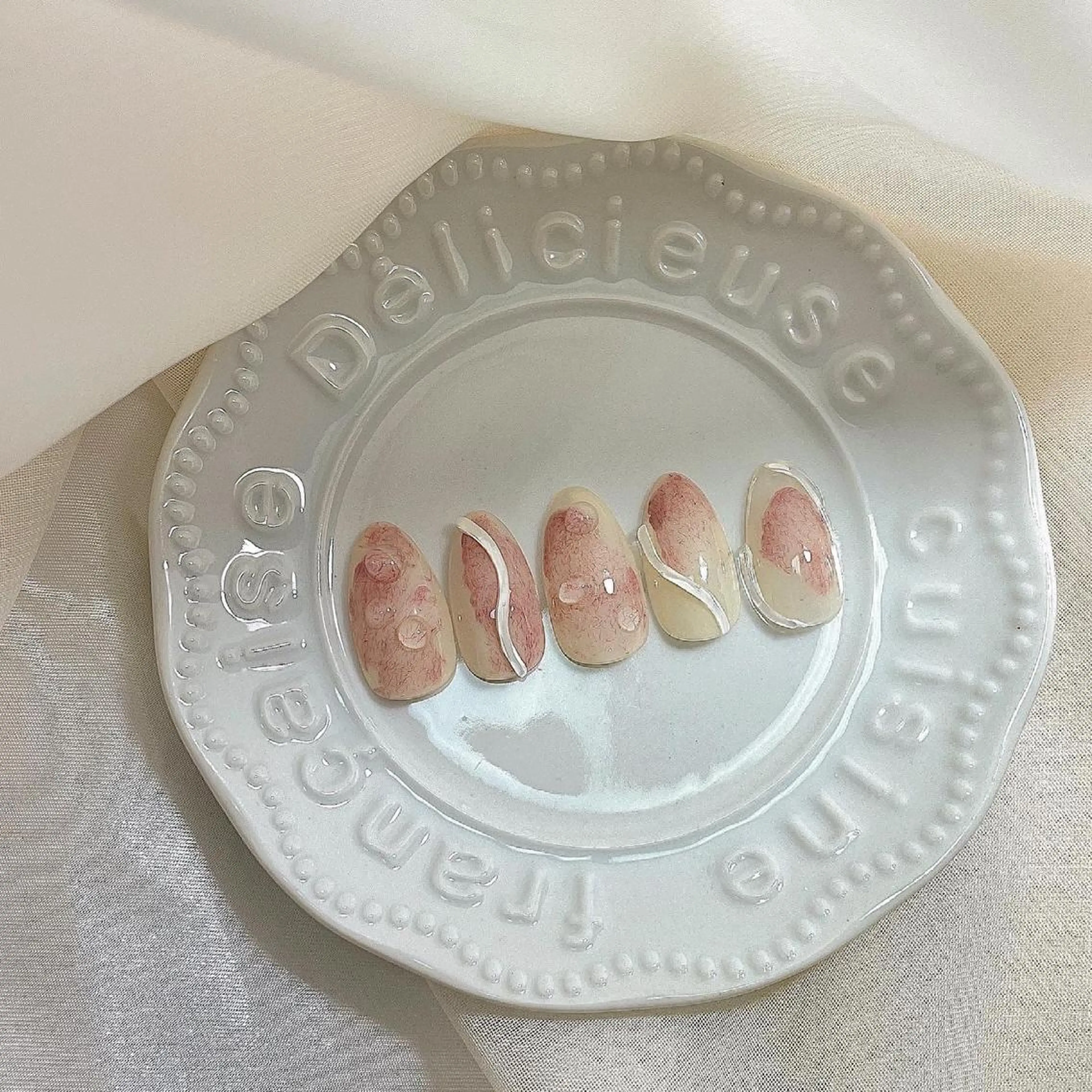 カラー ネイル 𓂃🦢Aurora Swan🌙𓂃のネイルデザイン