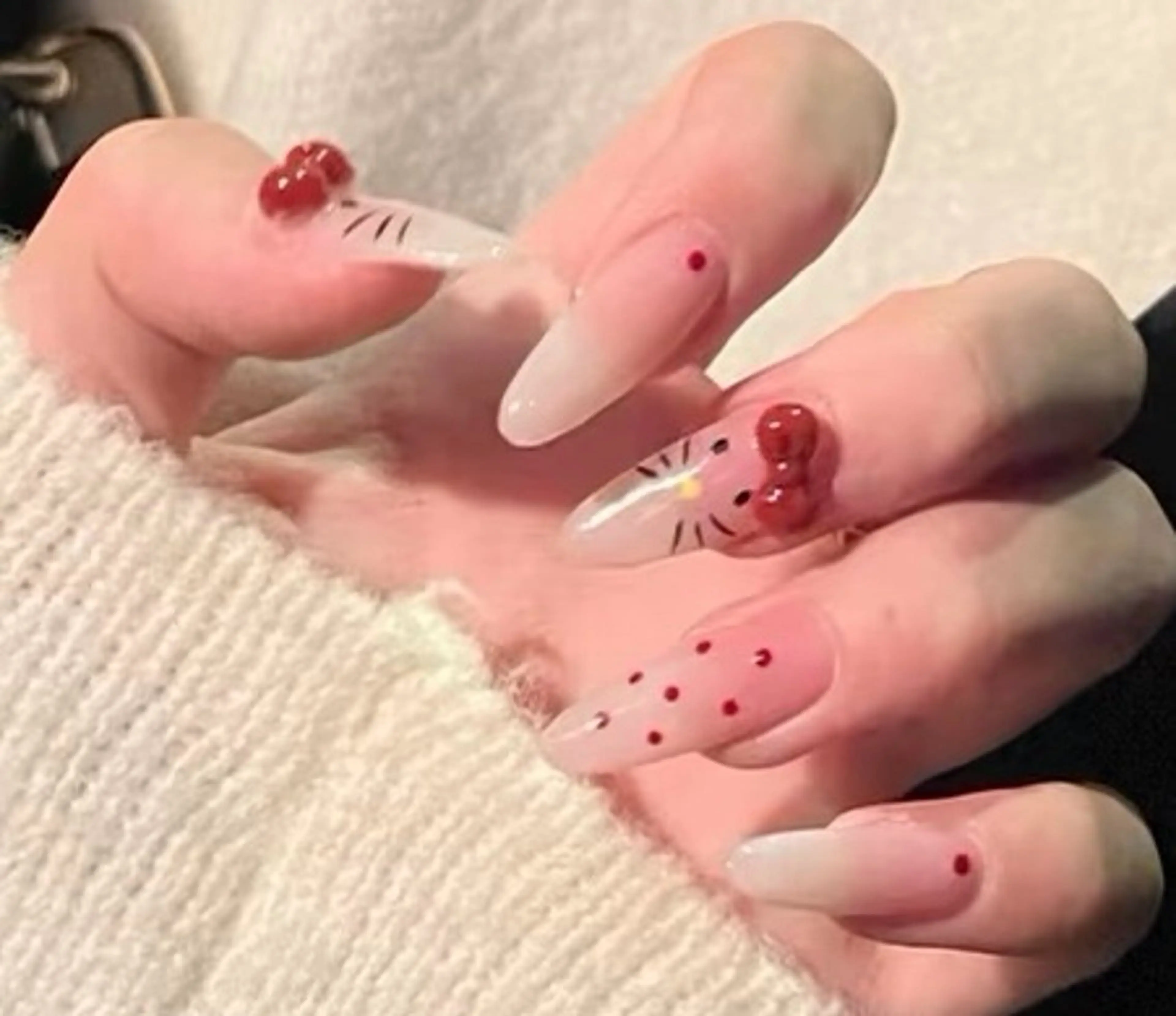 ネイル チークネイル 長さ出し フレンチネイル ガーリー 韓国ネイル sun nail池袋 モデル募集のネイルデザイン