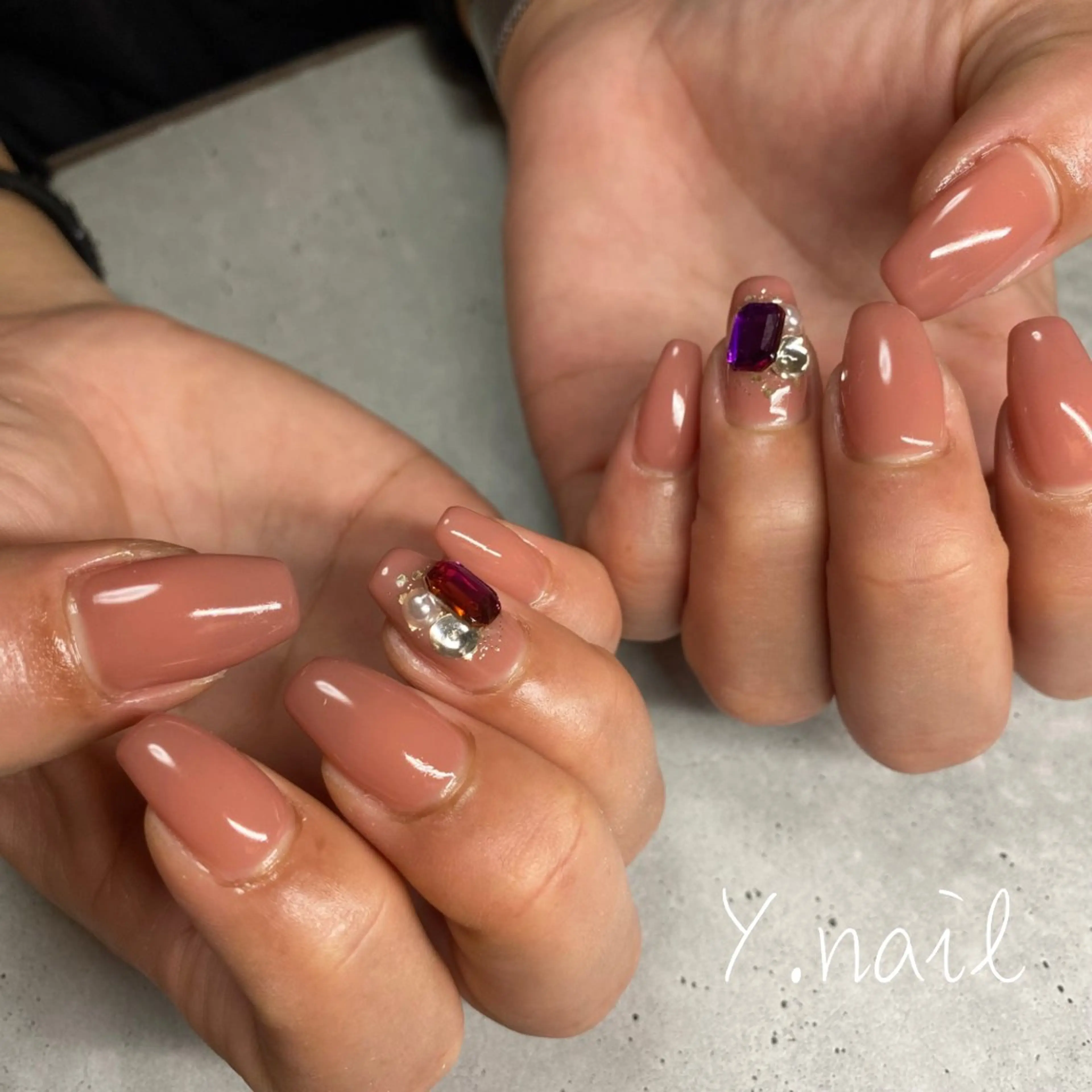 ネイル アートネイル Y. nailのネイルデザイン