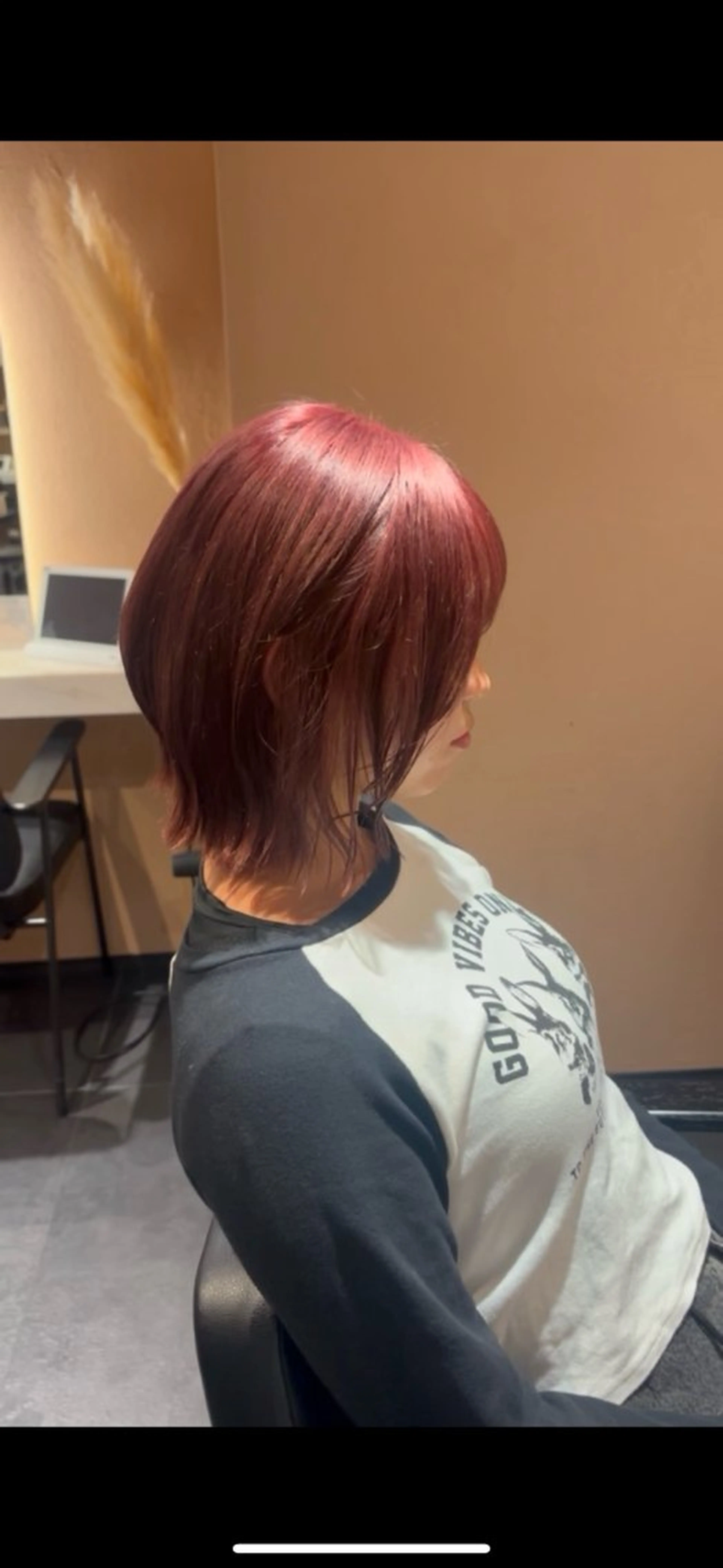 ミディアム ヘアカラー 【大阪】縮毛矯正×ハ イトーン✨のヘアスタイル