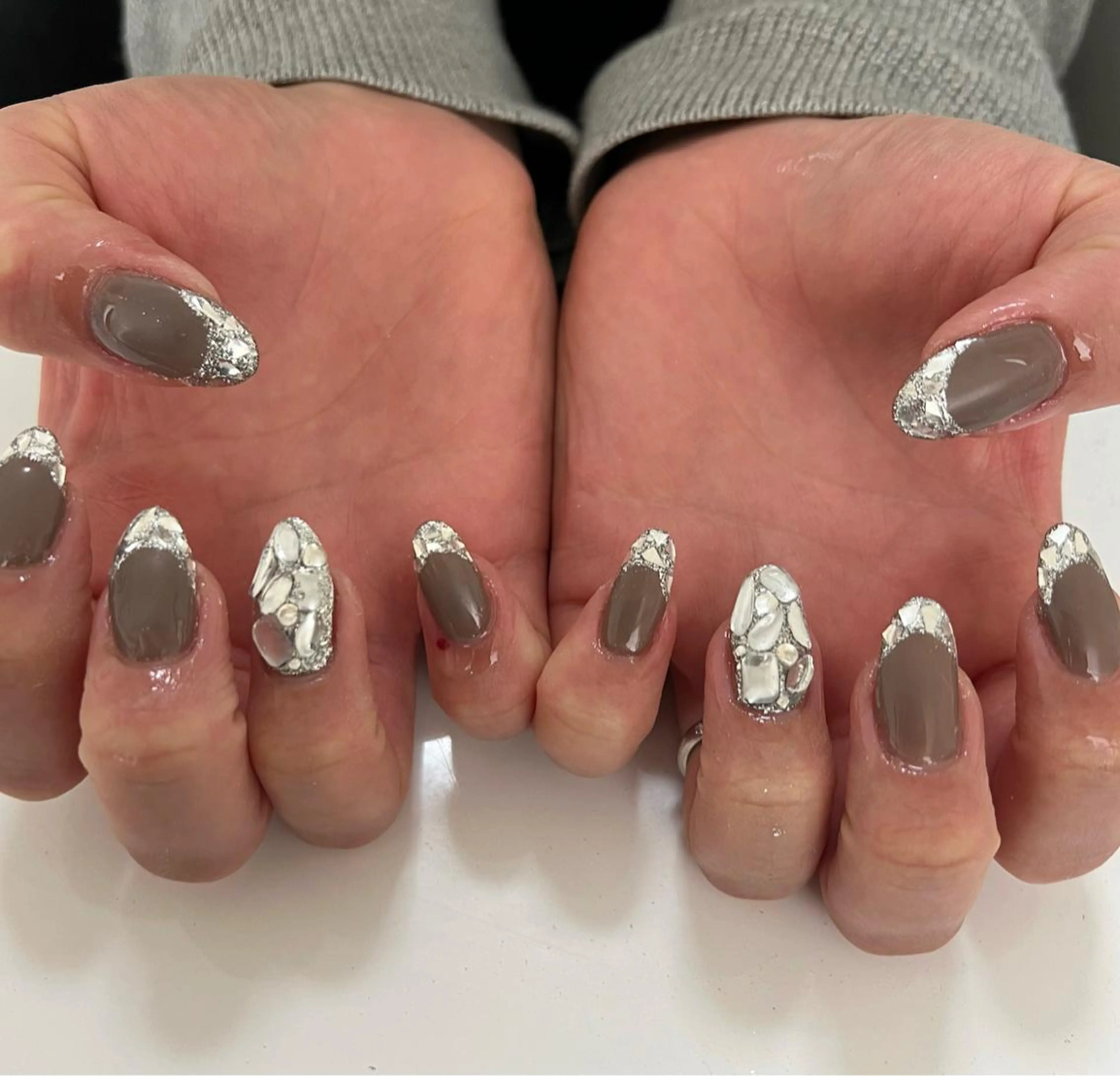 ミディアム ハンドネイル mao .のネイルデザイン