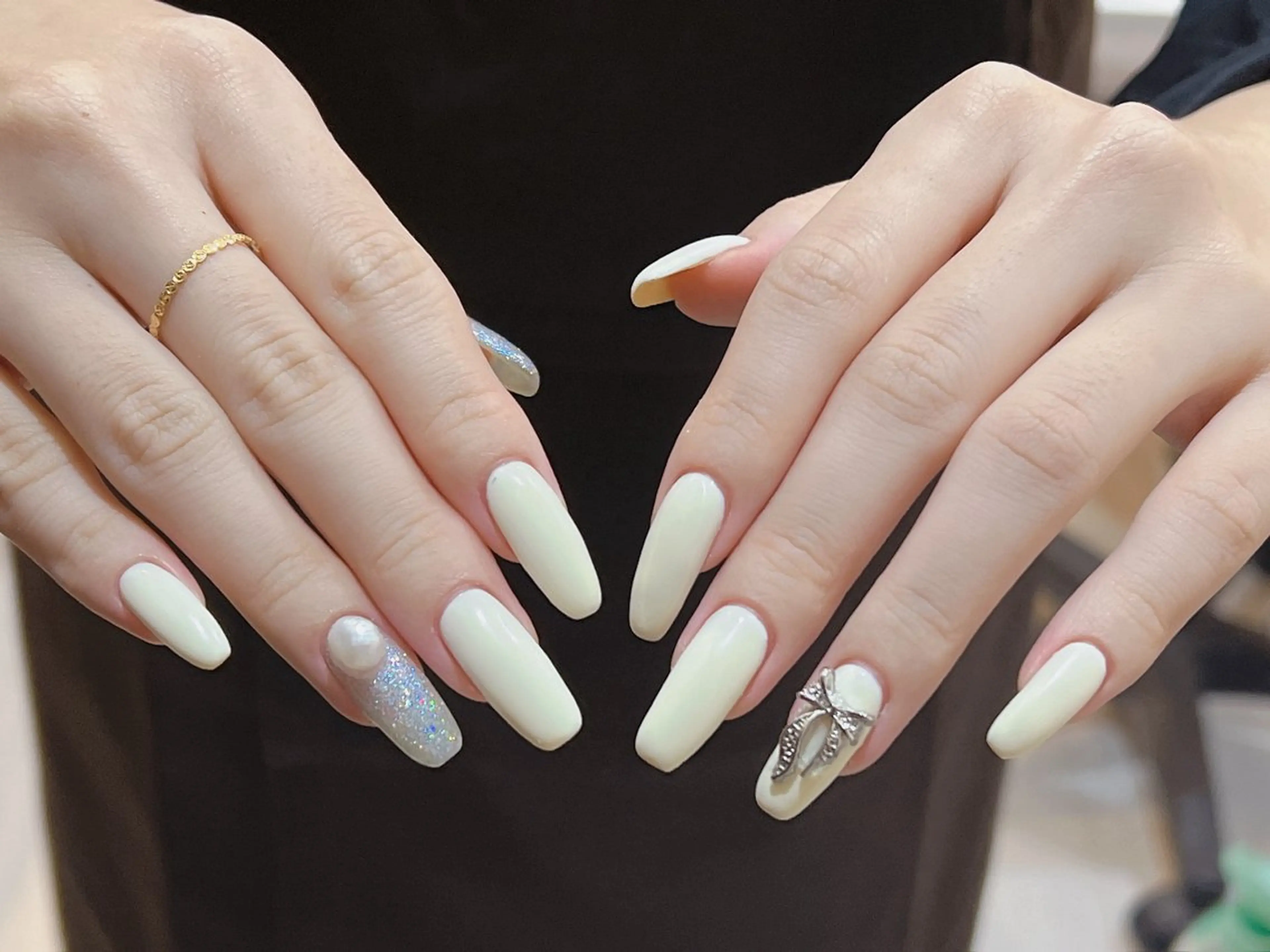 💅【チップ長さだし10本】ワンカラーorラメグラ　指定ストンやパーツ2個無料の写真