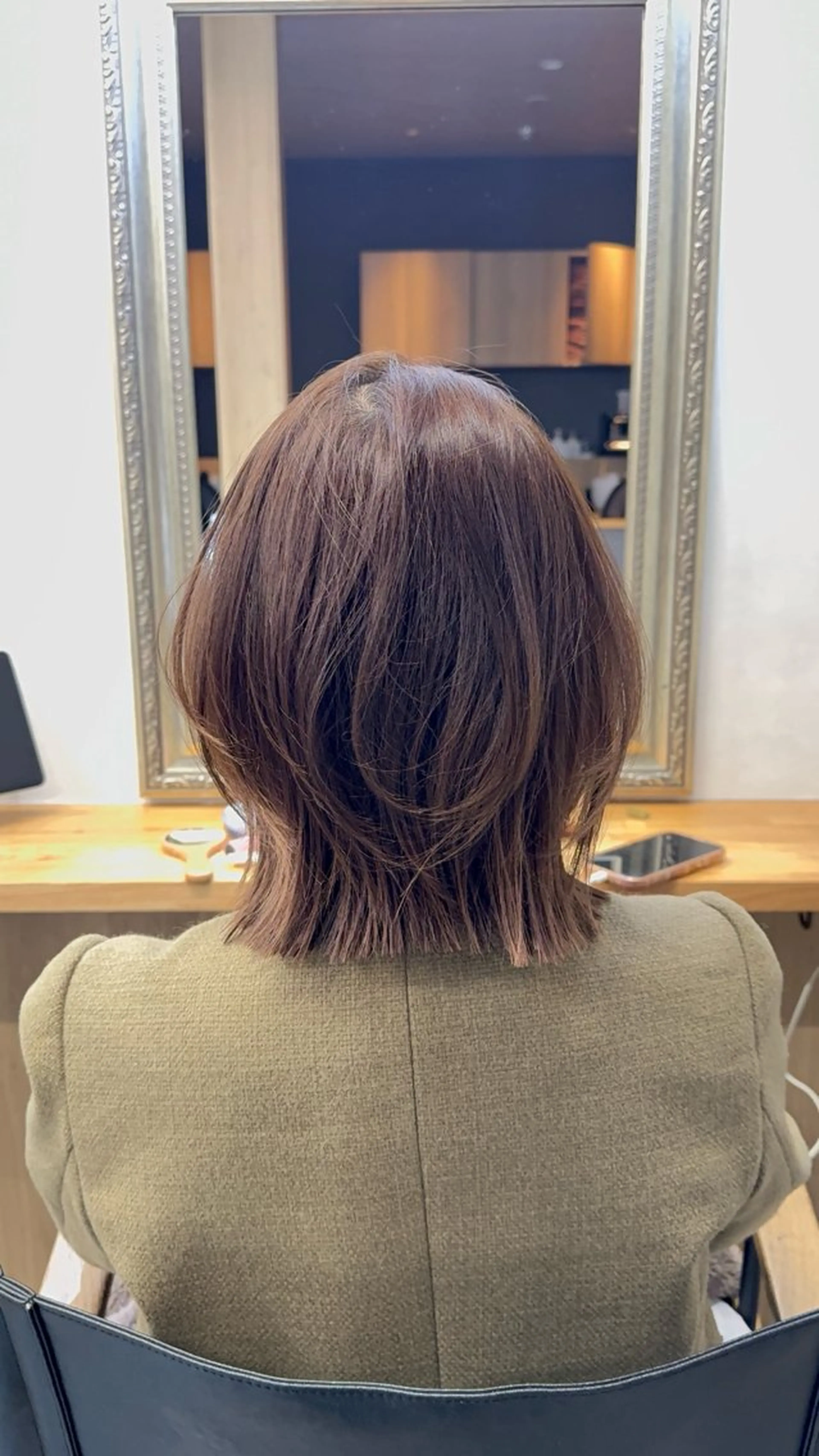 ミディアム ボブレイヤー ボブ レイヤーカット レイヤーカット ショートカットパーマのヘアスタイル