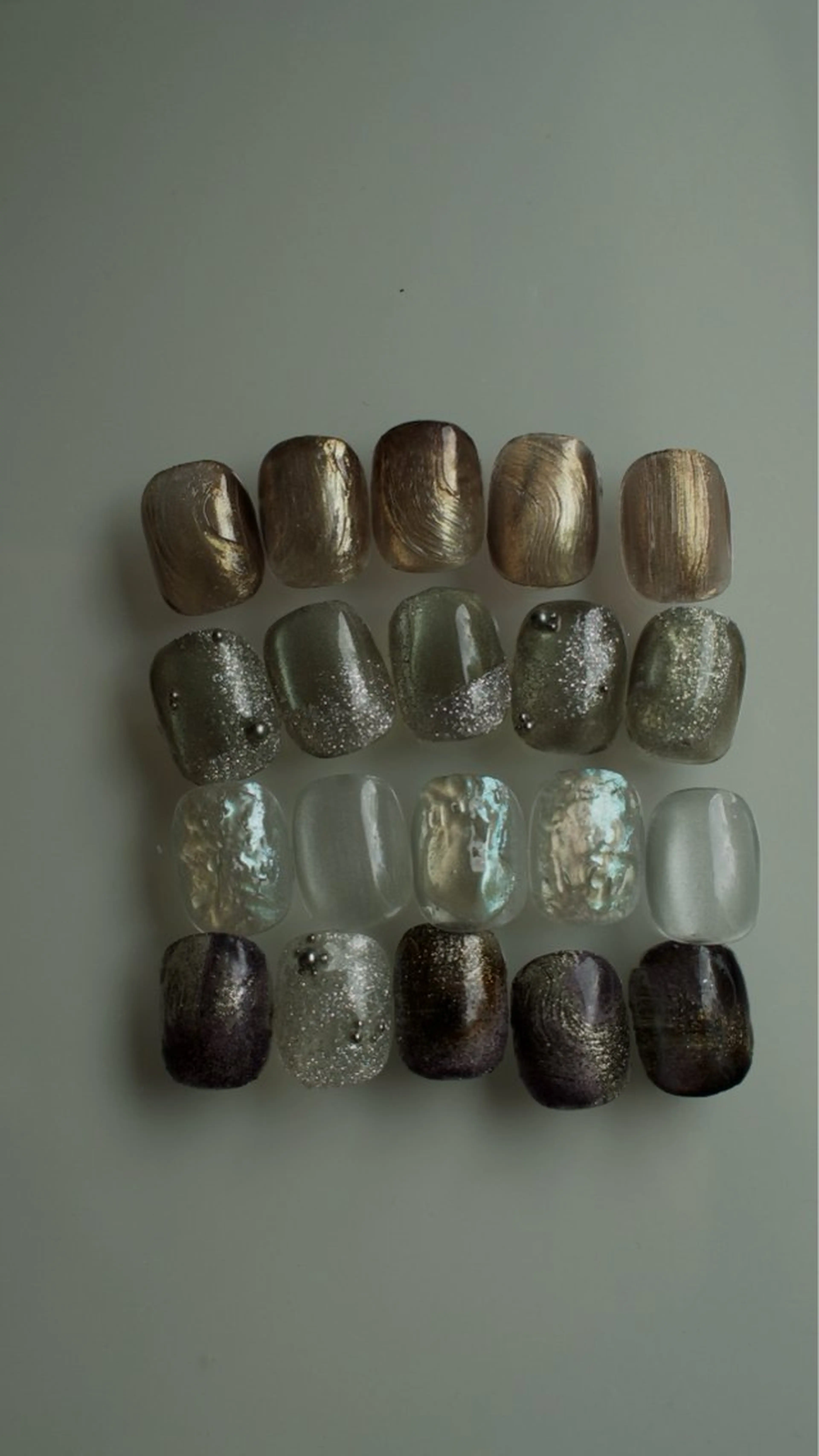 ネイル キラキラネイル ハンドネイル セキグチ guttinailのネイルデザイン