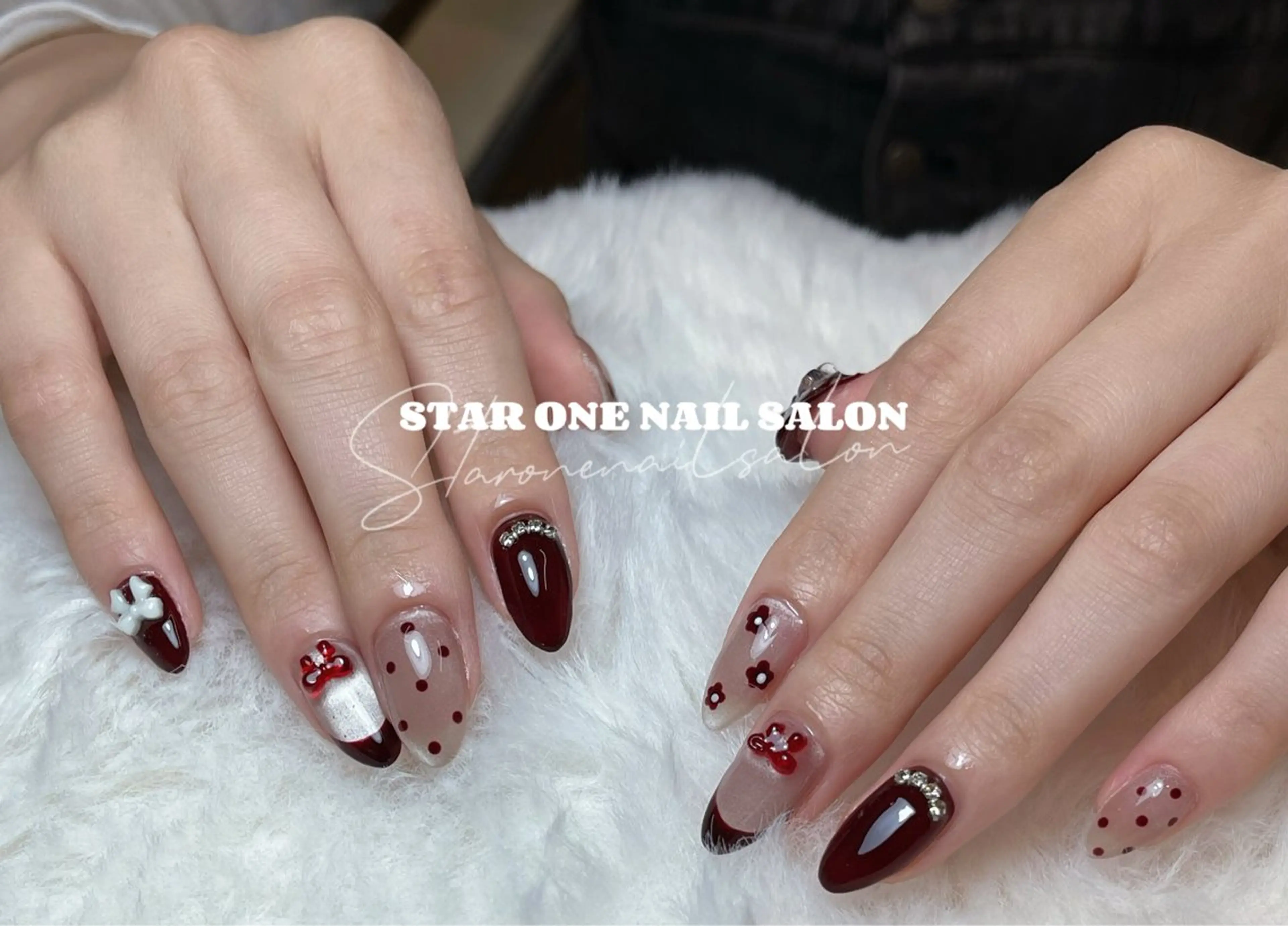 ネイル オーロラネイル チークネイル クリアネイル キラキラネイル 韓国ネイル ハンドネイル 星 あみのネイルデザイン