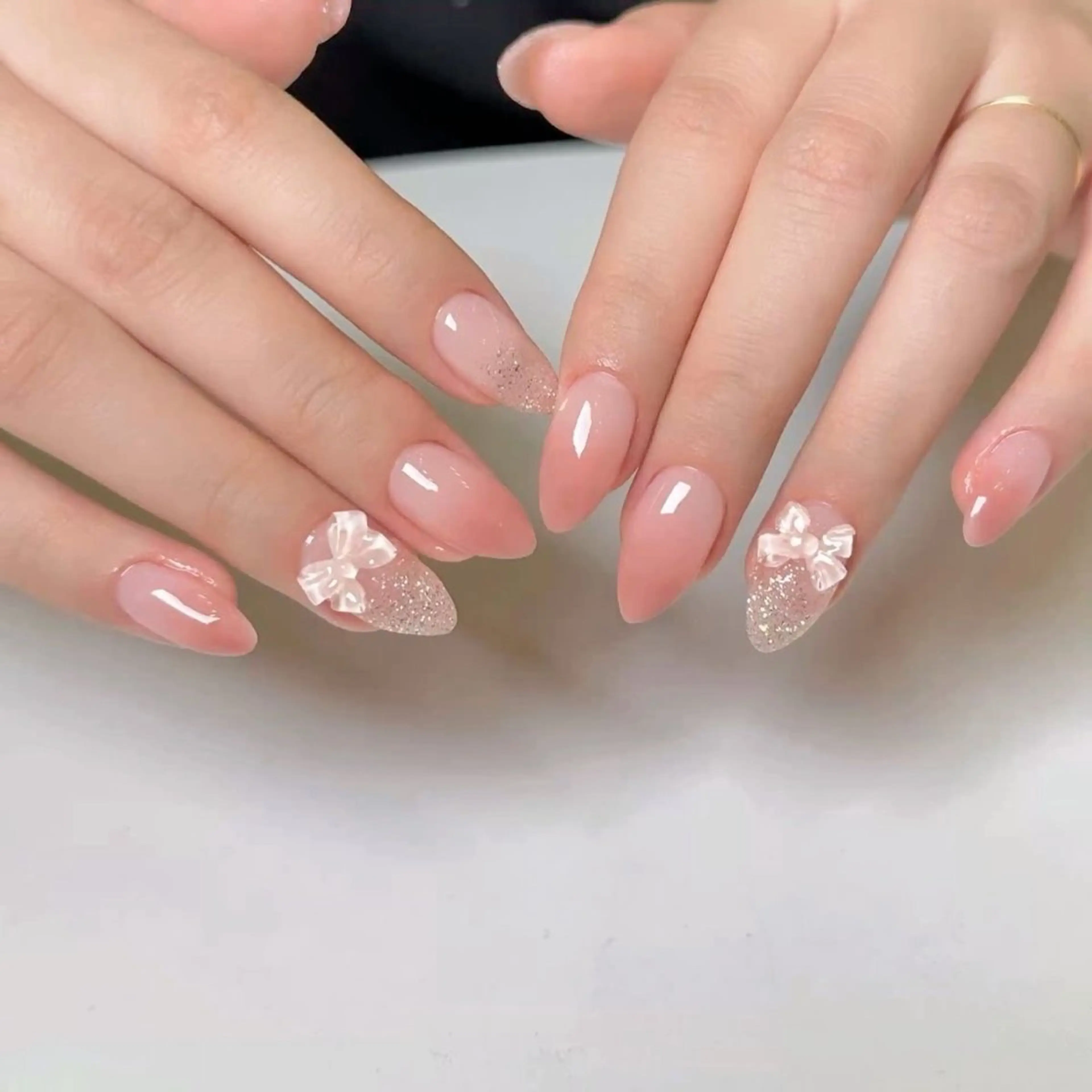 ネイル 長さ出し フレンチネイル グラデーション 卒業式 マグネットネイル MIHANA NAILのネイルデザイン