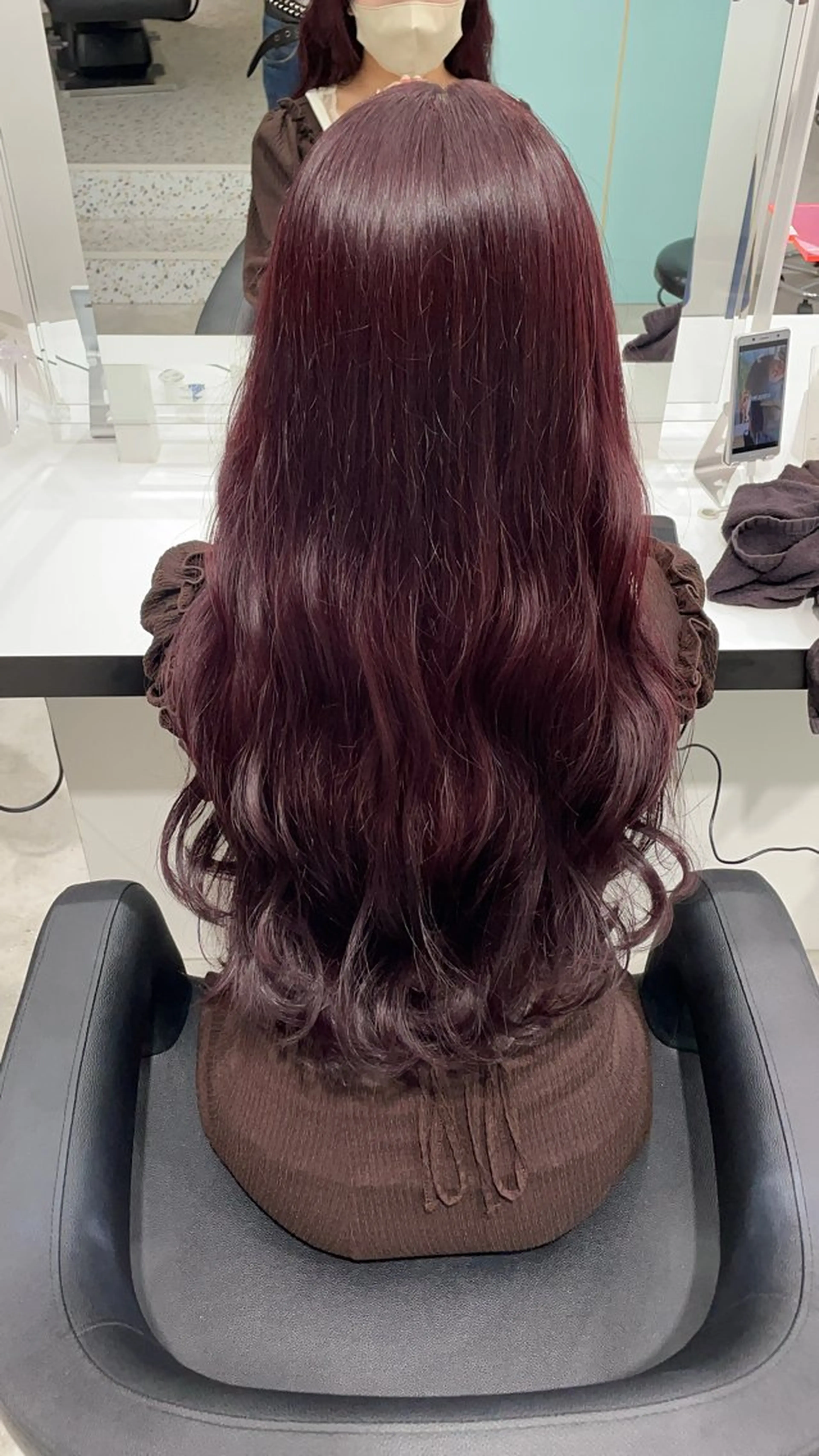 ロング カラー 履歴修正屋さん／ ブロンド／ホワイトのヘアスタイル