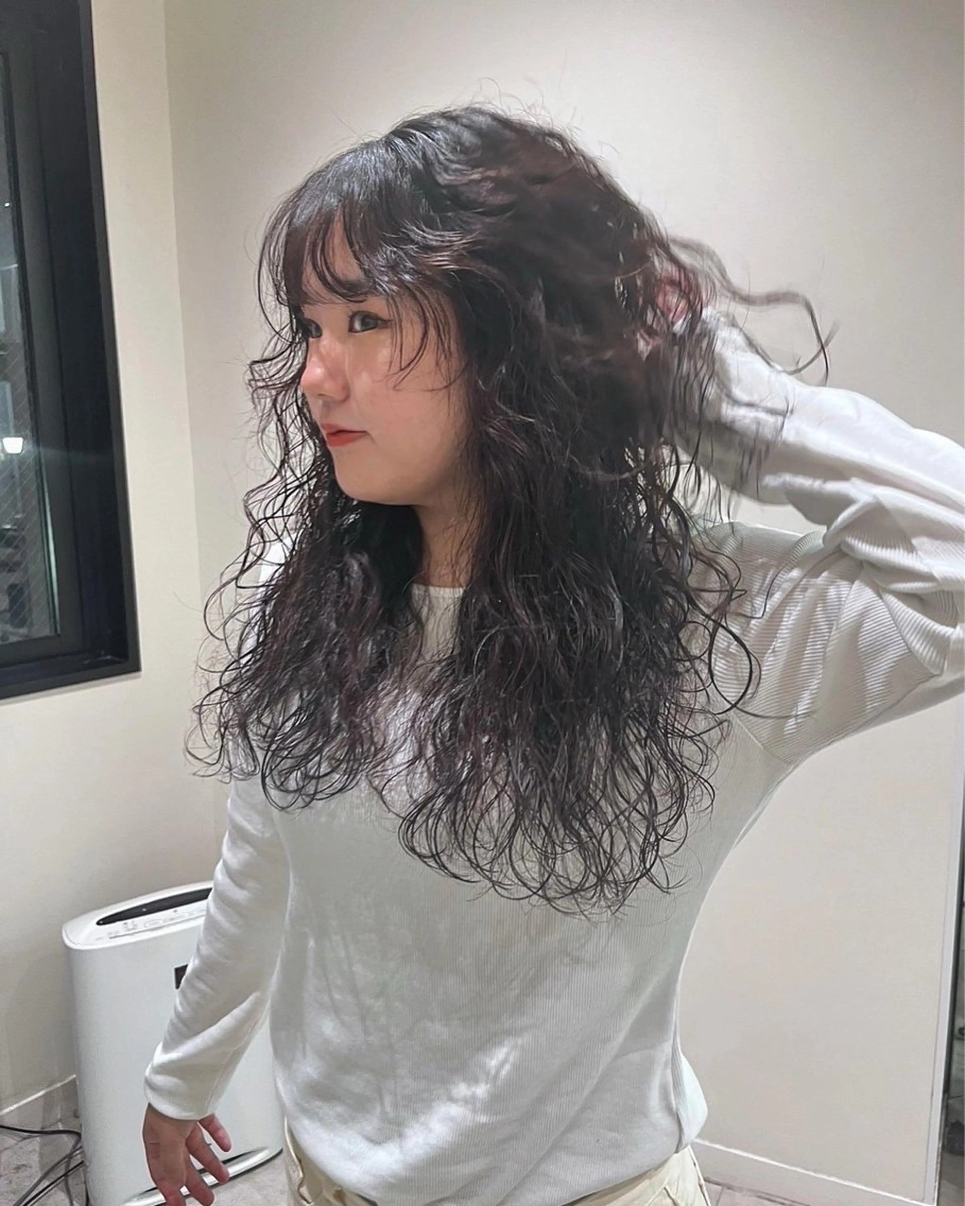 ロング パーマ カーリーパーマ/ 透明ｶﾗｰ/MIKUのヘアスタイル