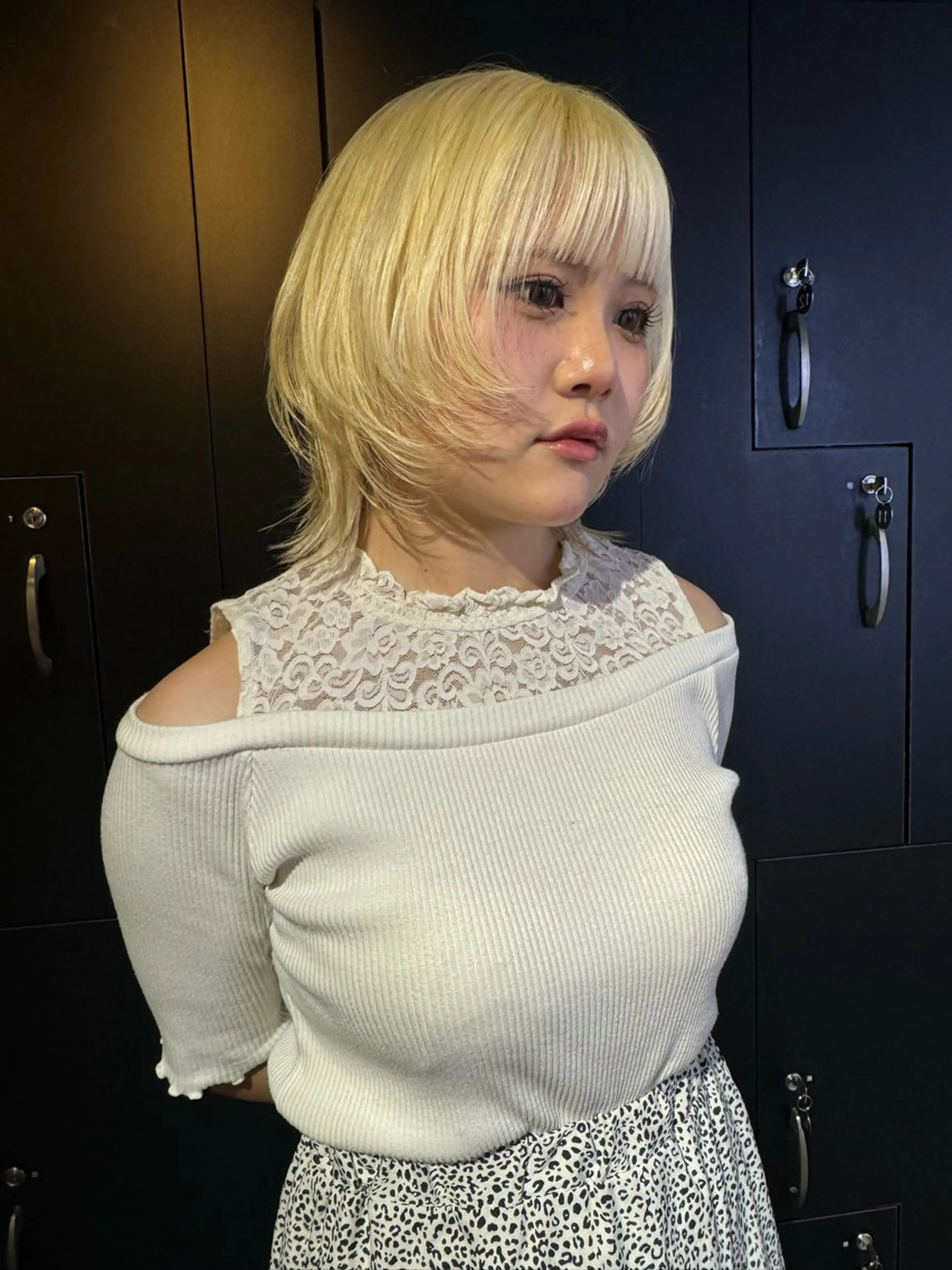 ミディアム カット 🦄垢抜けボブ特化× 暖色カラー未来🦄のヘアスタイル