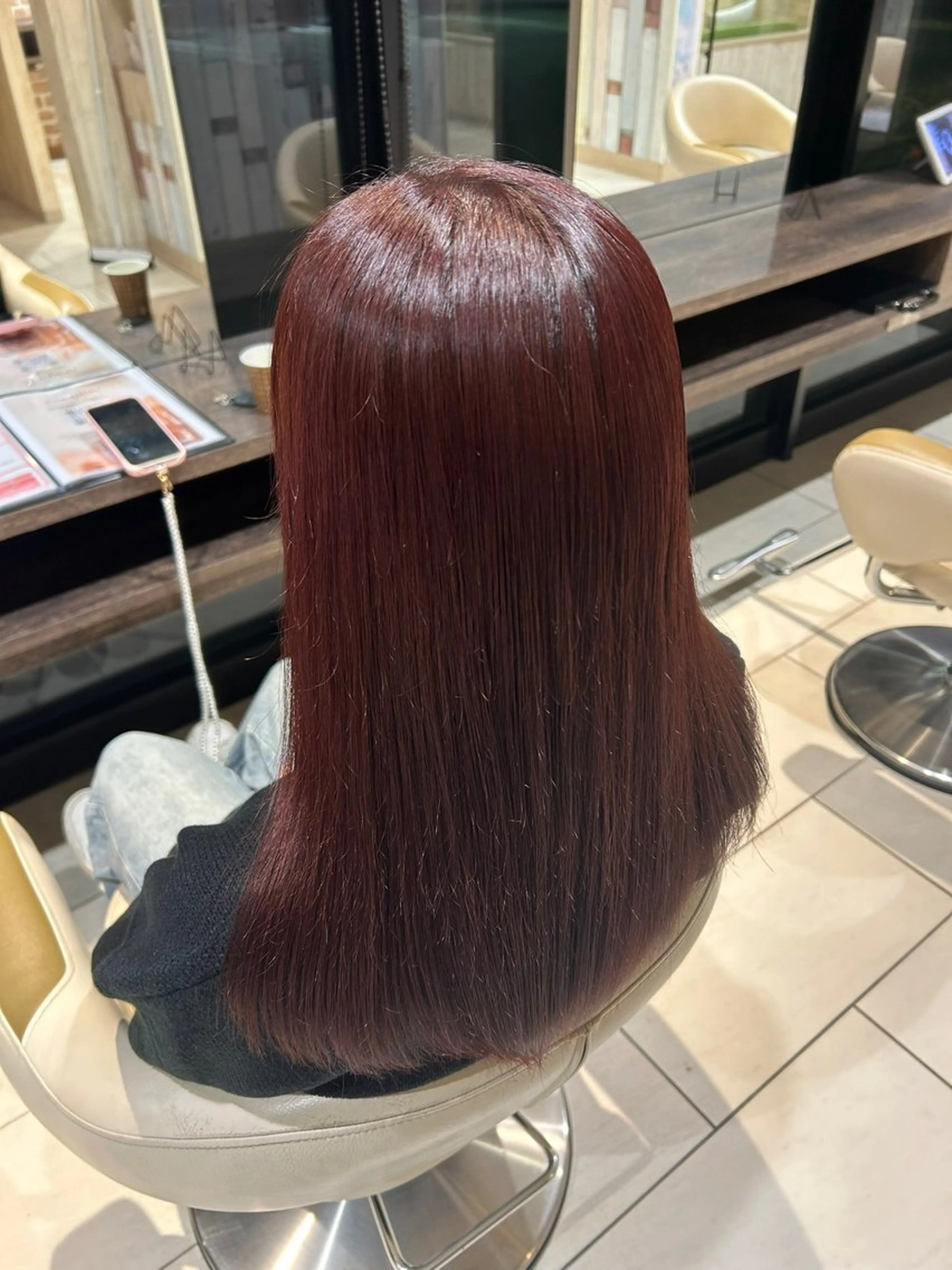 カラー 冨岡 柚希のヘアスタイル