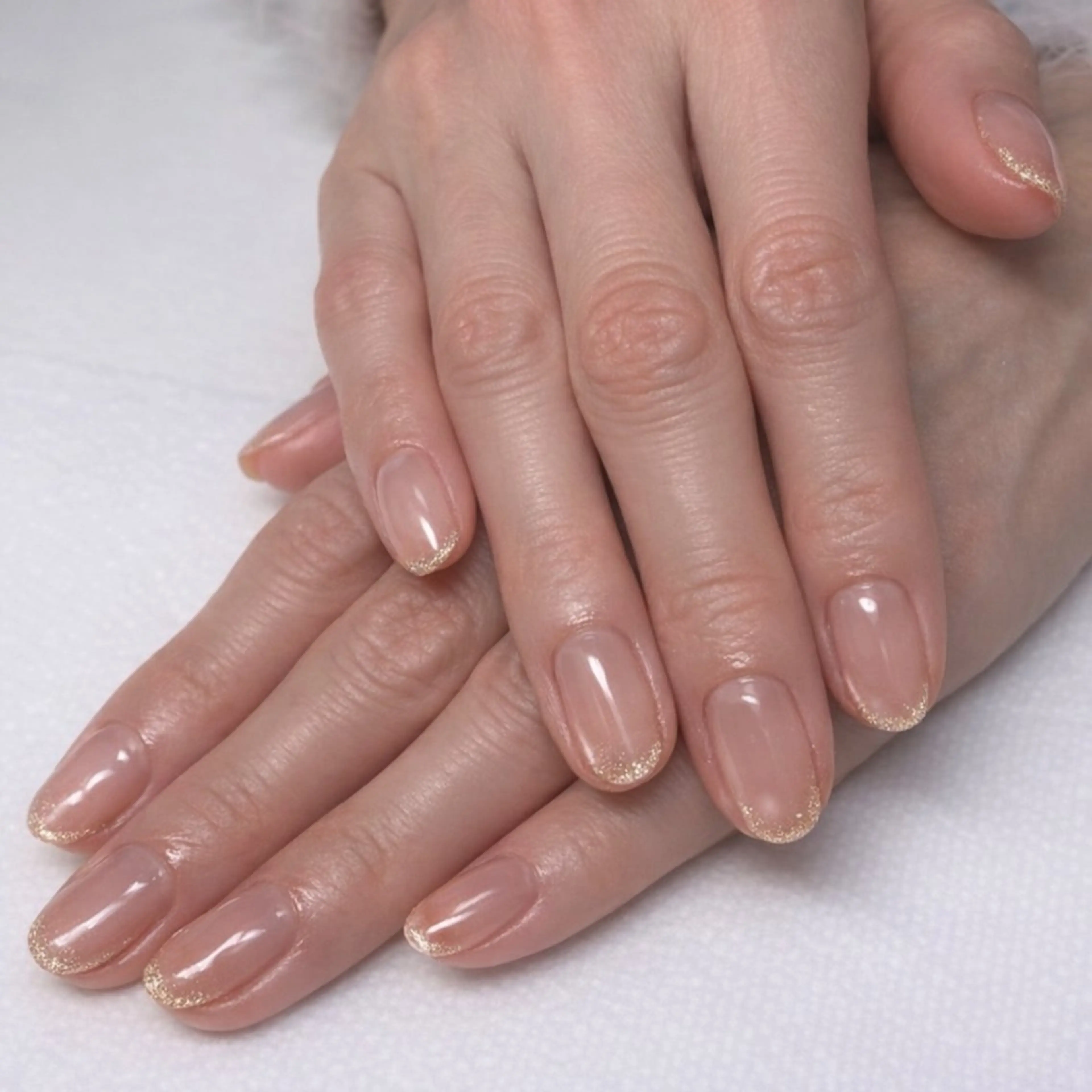 ネイル ゴールド ラメ(グリッター) オフィスネイル シンプルネイル ハンドネイル Kii nailのネイルデザイン