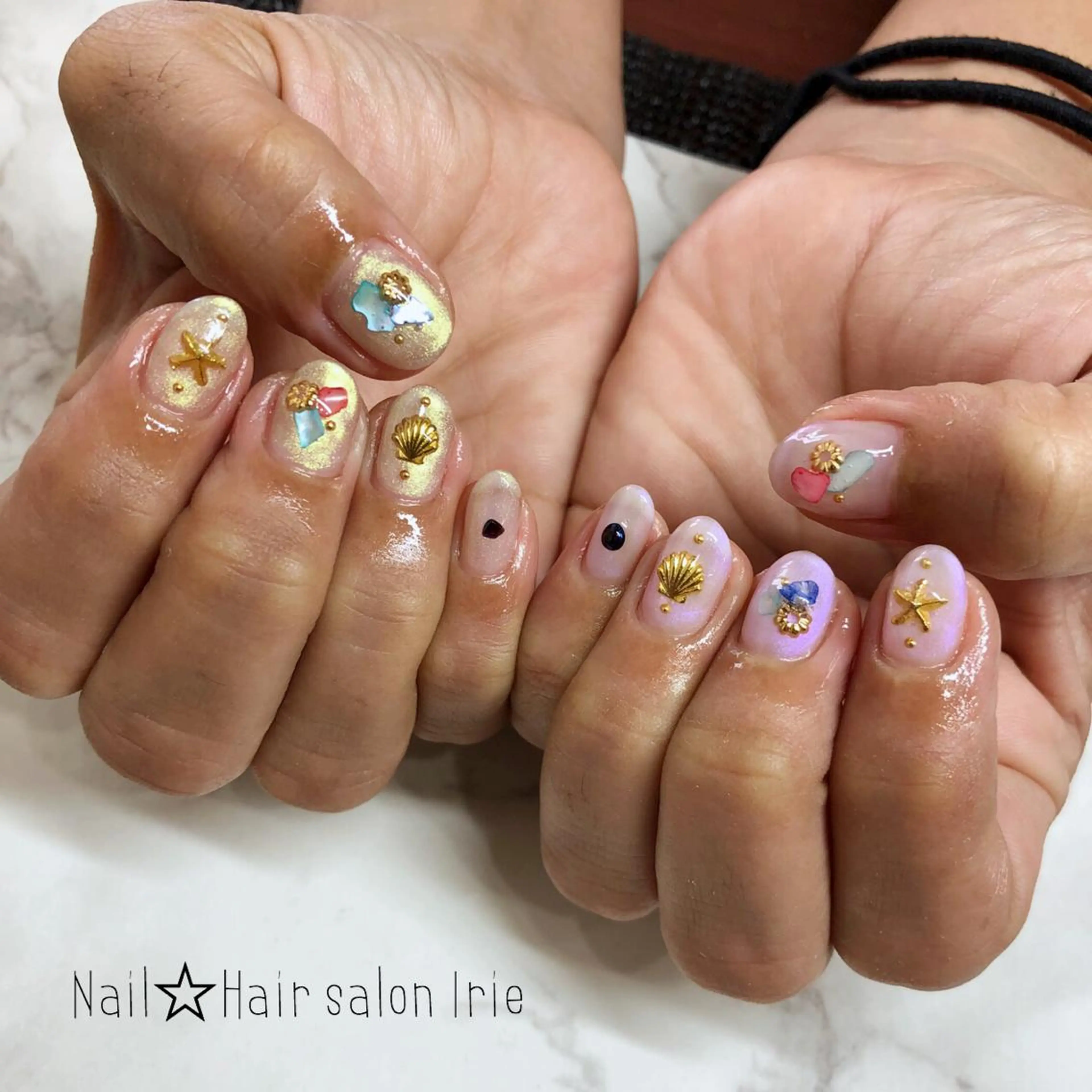 ネイル Hair salon Irie所属・與儀 知佳のネイルデザイン