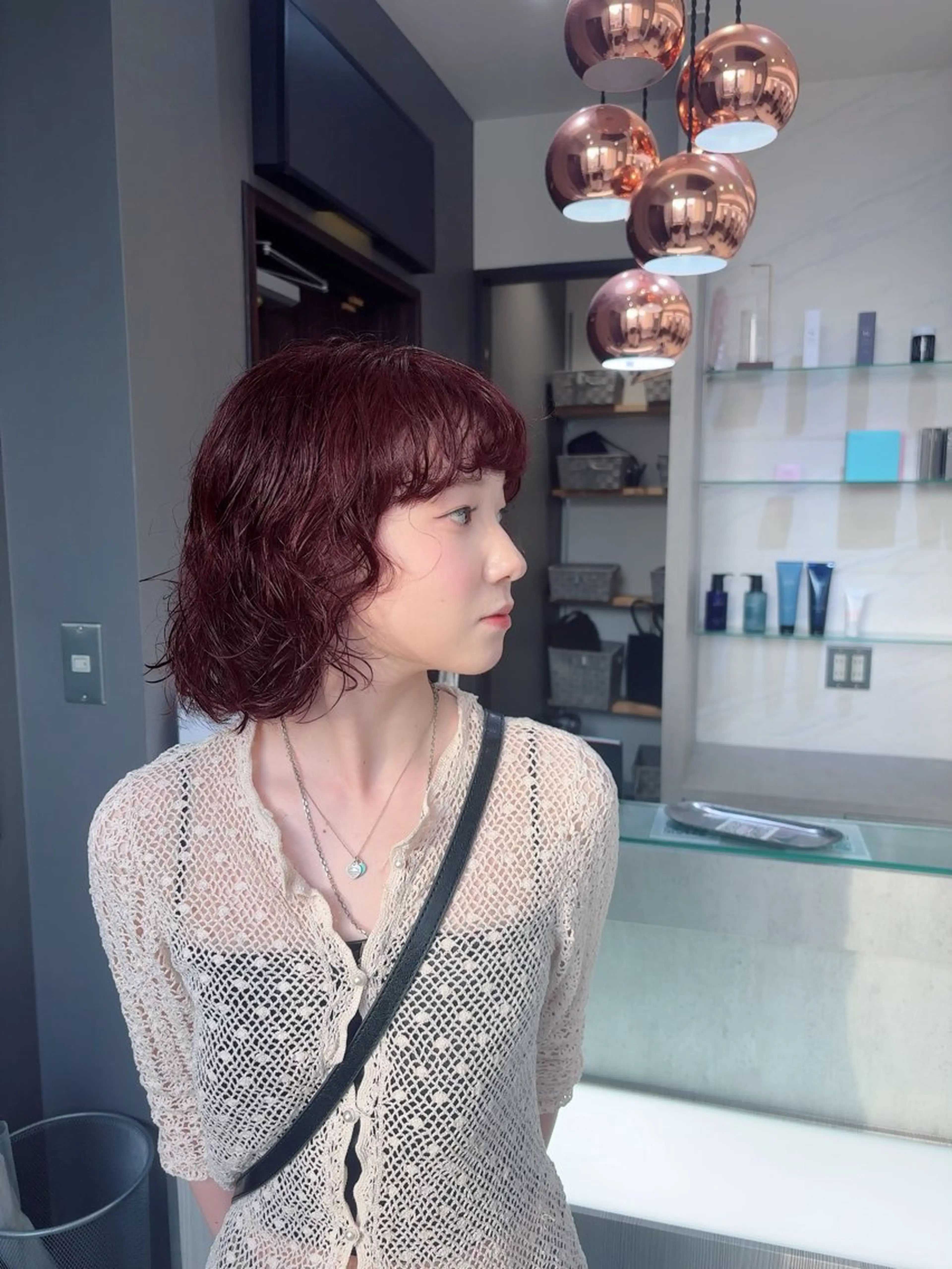 ミディアム カラー ハイトーン/レイヤー /ボブ/咲良のヘアスタイル