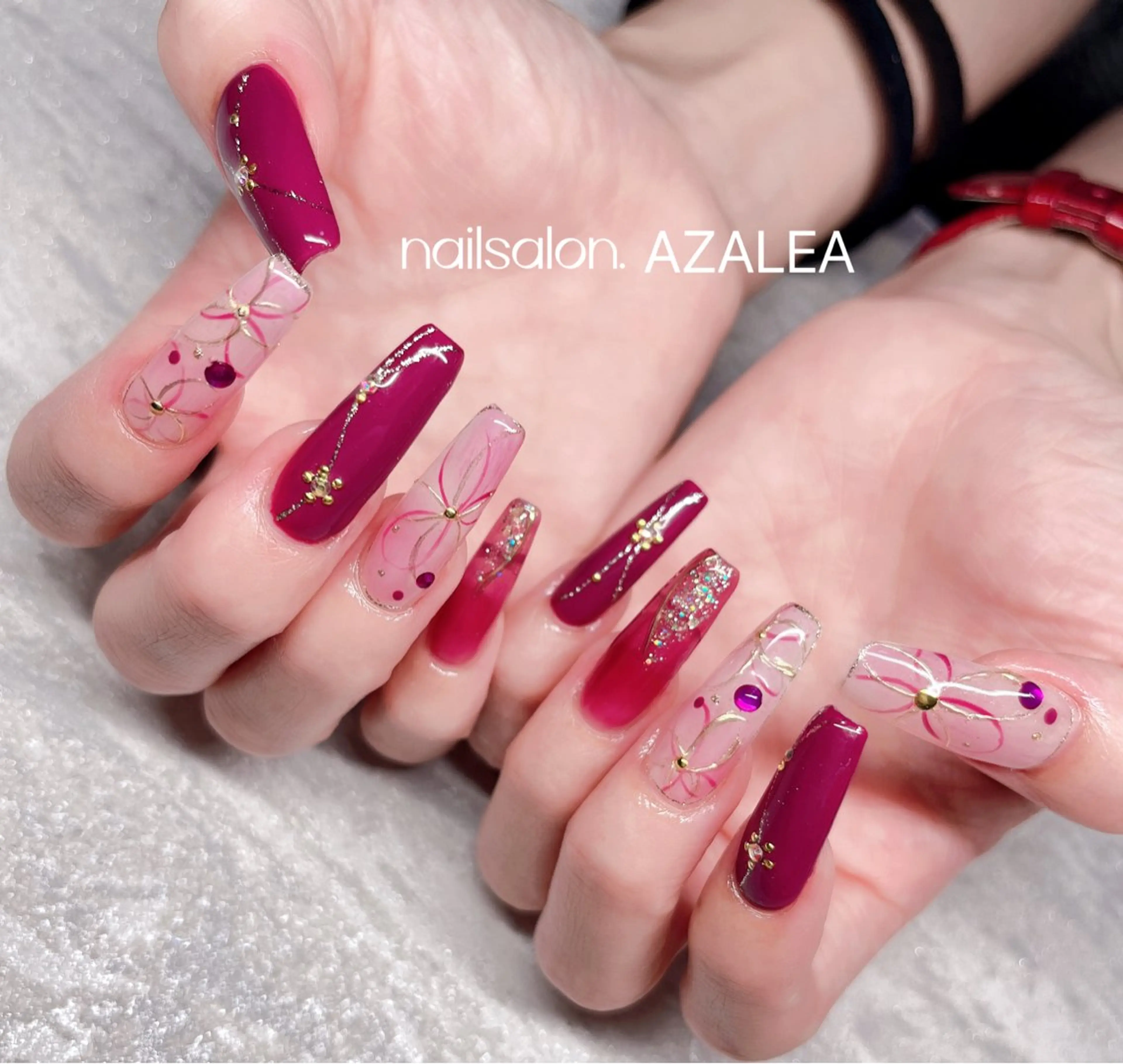 ネイル ハンドネイル R inのネイルデザイン